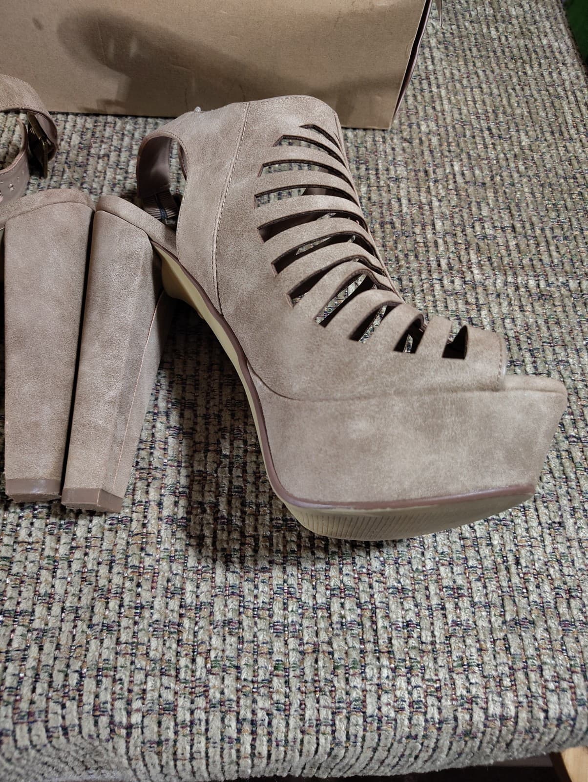 Charlotte Russe tan suede cutout wedge heels Size 9 - Thumbnail 3