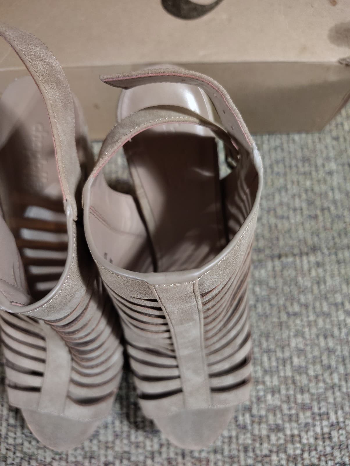 Charlotte Russe tan suede cutout wedge heels Size 9 - Thumbnail 7