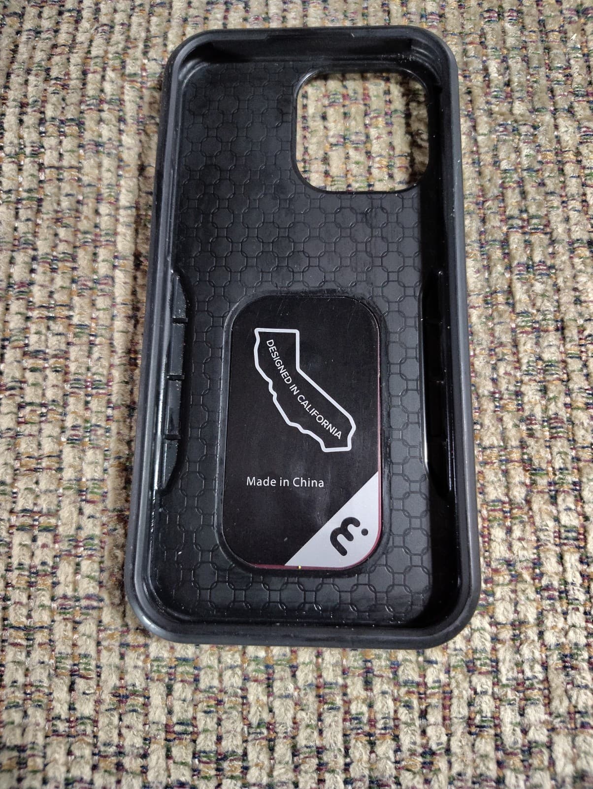 iPhone 14 Pro Max - Antimicrobial Stealth Series MagKick - Plum / Black Case - Thumbnail 2