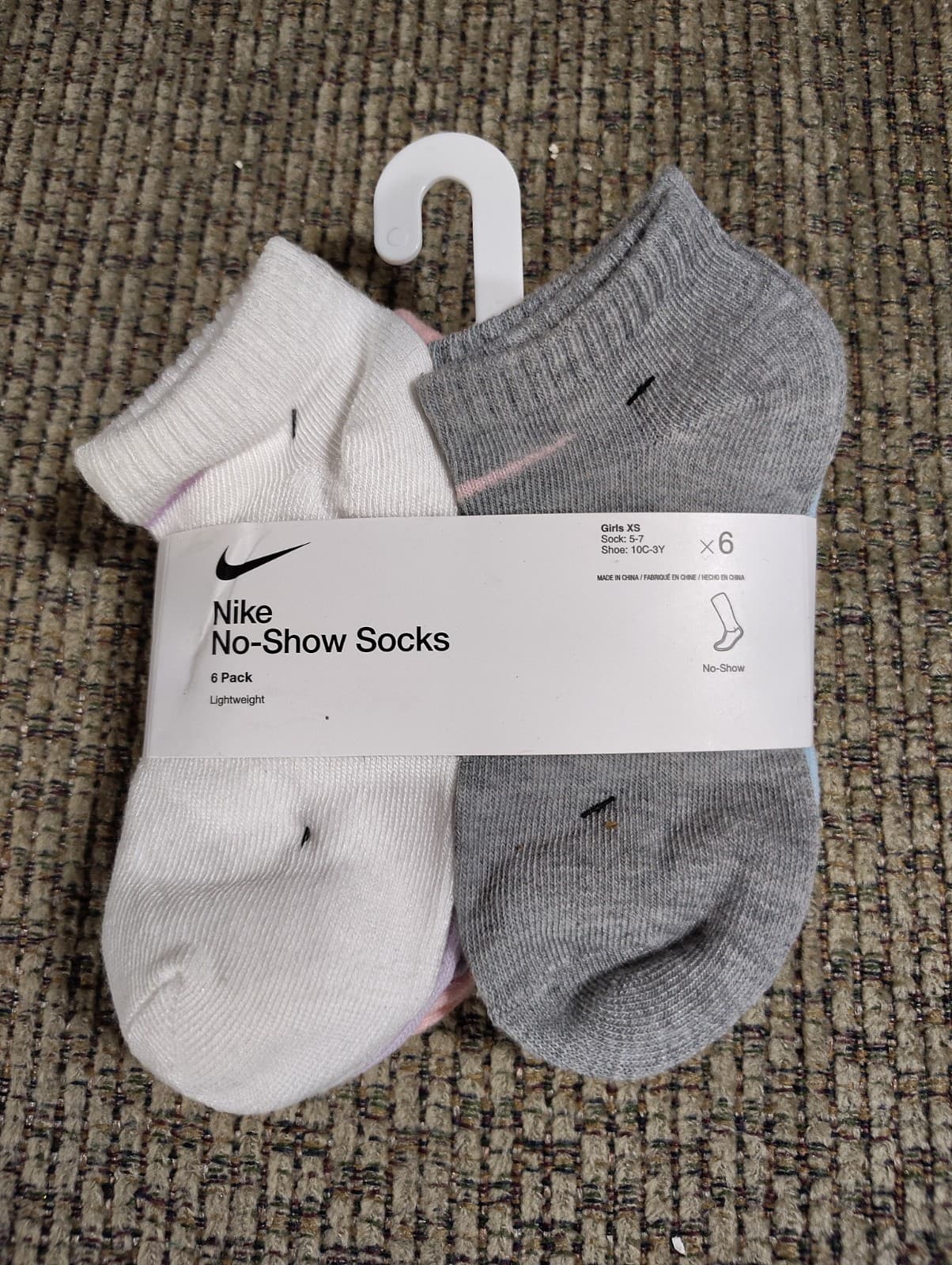 New Nike No-Show Socks 6 Pairs Lightweight 5-7 XS Shoe Size 10C-3Y