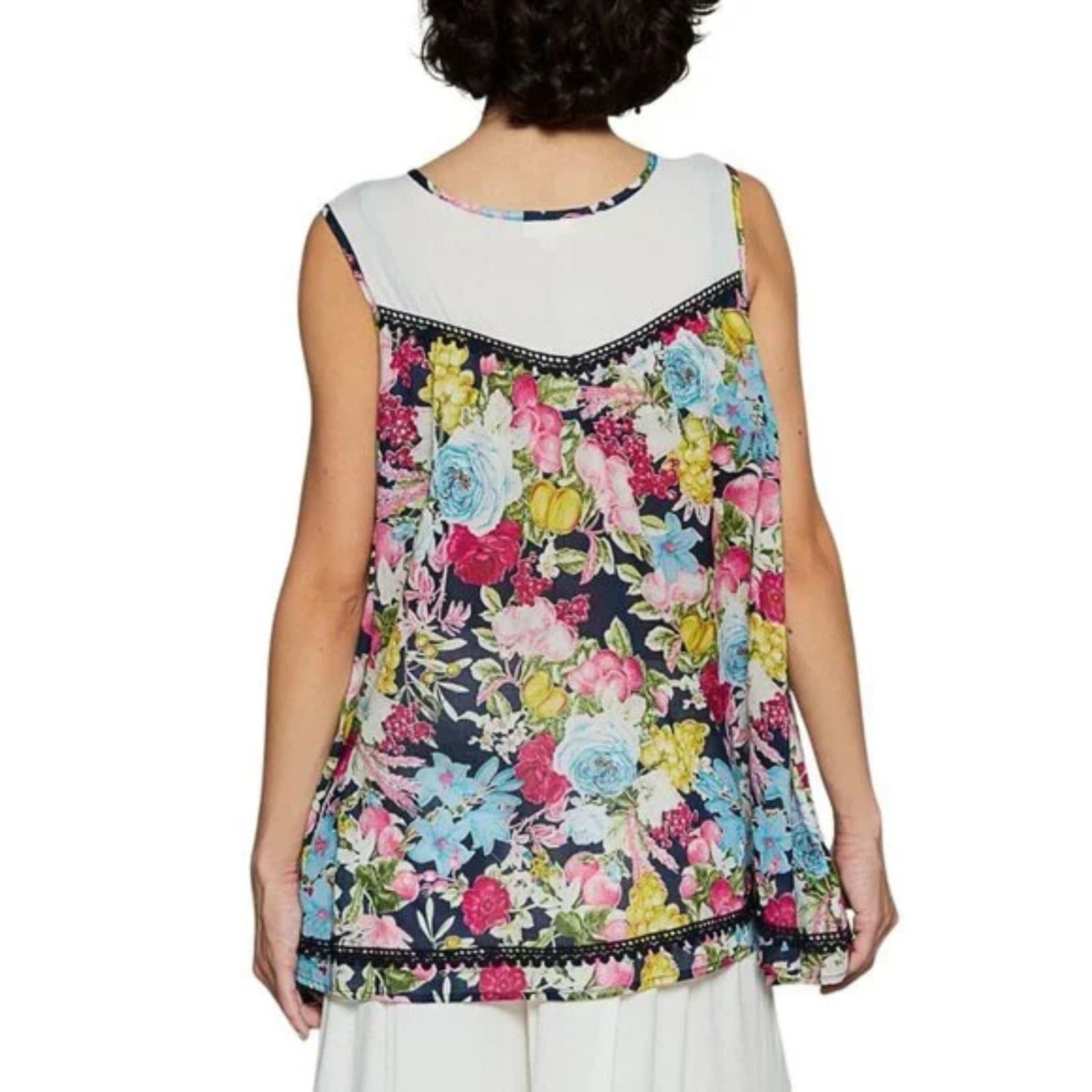 POL Floral Woven Cotton Sleeveless Blouse Buttons Lightweight Flowy Size S-L NWT - Thumbnail 3