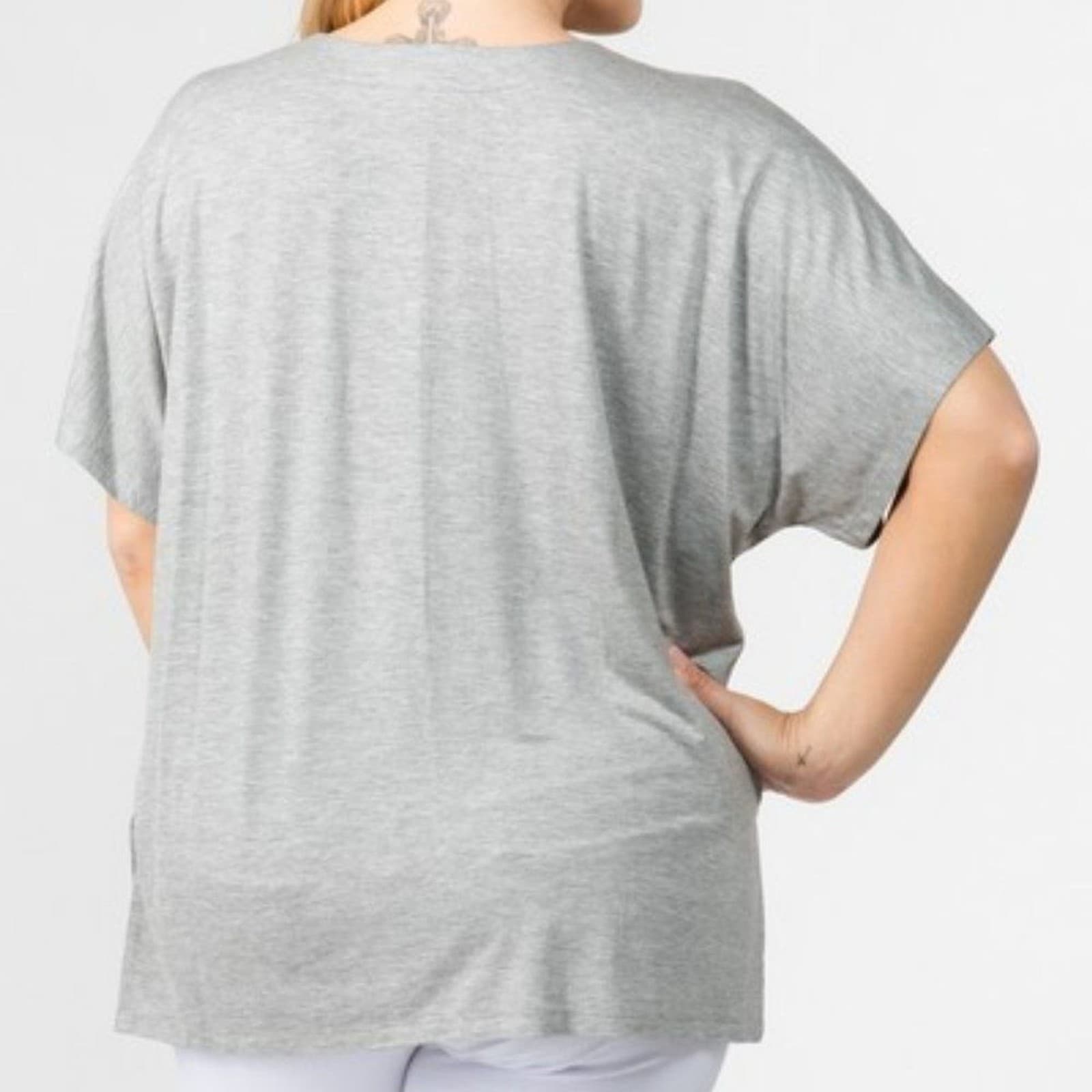 Plus Size T-Shirt V Neck Oversized Fit Side Slits Sizes XL-3X. Heather Grey - Thumbnail 4