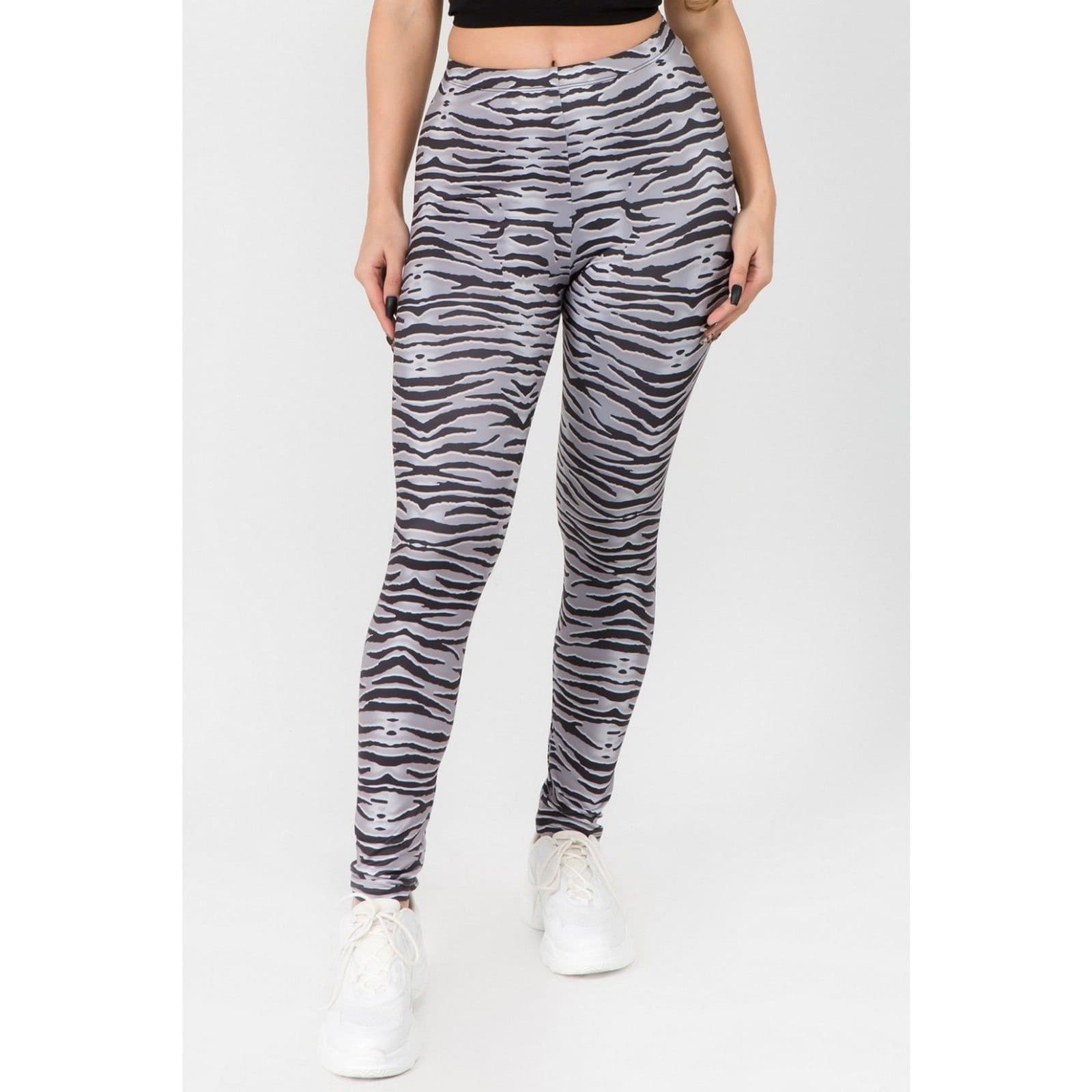 Black/Silver Tiger Print Peach Skin Leggings Women’s One Size High Rise, Stretch - Thumbnail 4