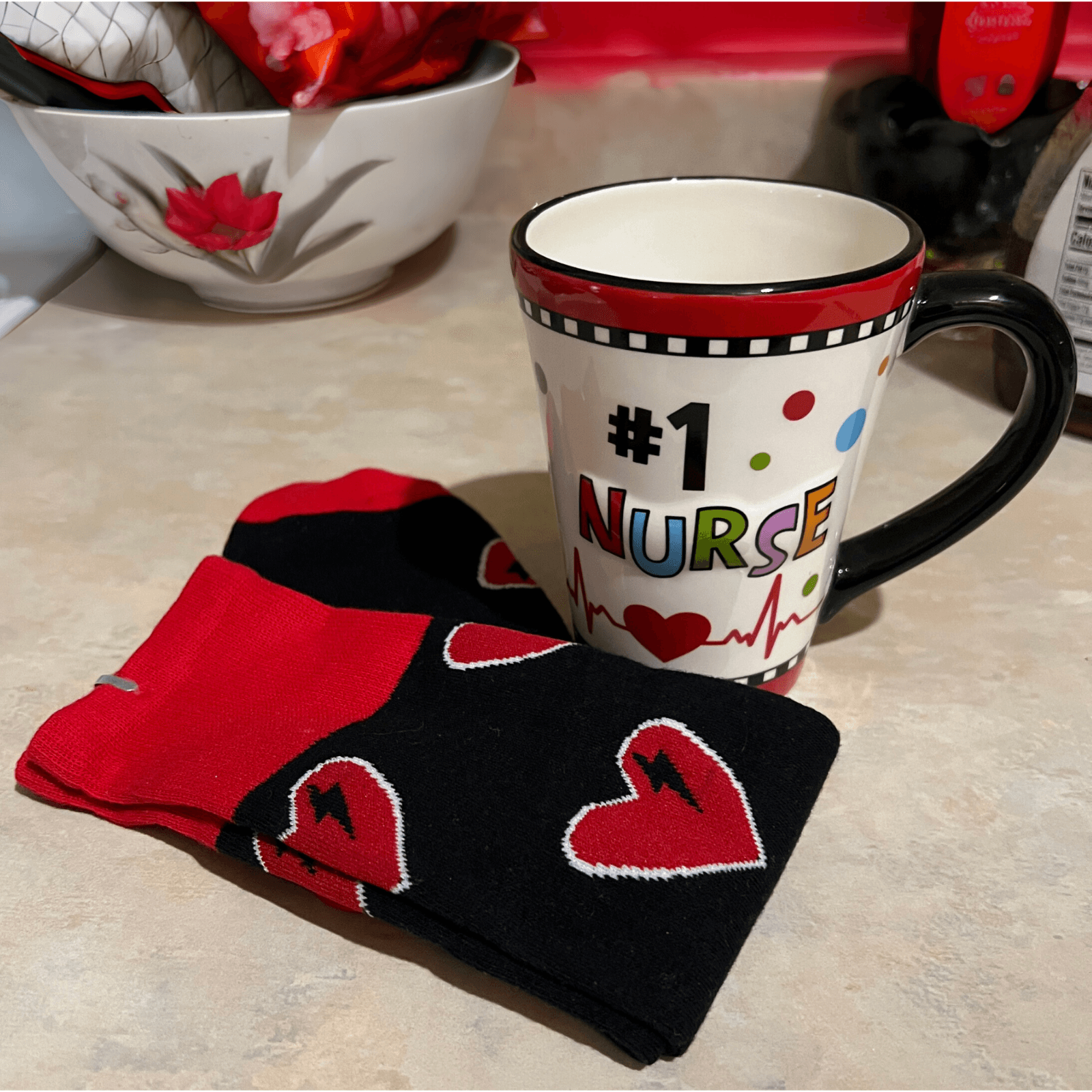Nurse Mug & Heart Socks Gift Set Red Black Ceramic Cup Love Nurse Gift Box - Thumbnail 3