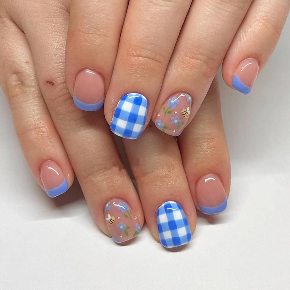 Press on Nails for Kids and Mom - Vamony 54 Pcs Short Square Fake Nails  Artificial Nails Gift for Girls Women  Blue Sky Cute Stick on False Nails Sum - Thumbnail 6