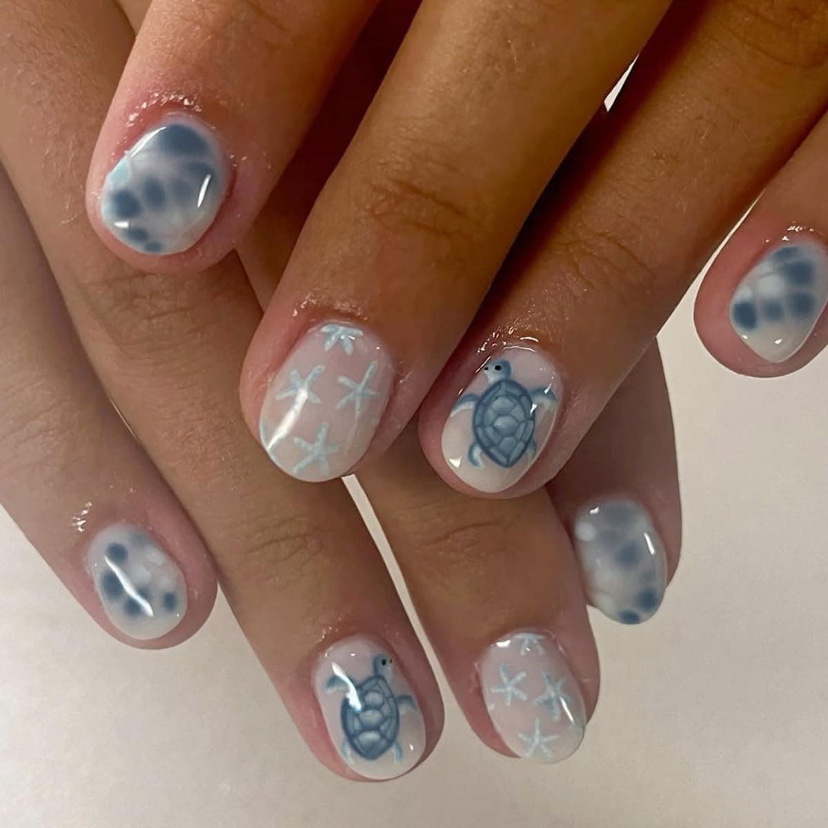 Press on Nails for Kids and Mom - Vamony 54 Pcs Short Square Fake Nails  Artificial Nails Gift for Girls Women  Blue Sky Cute Stick on False Nails Sum - Thumbnail 7
