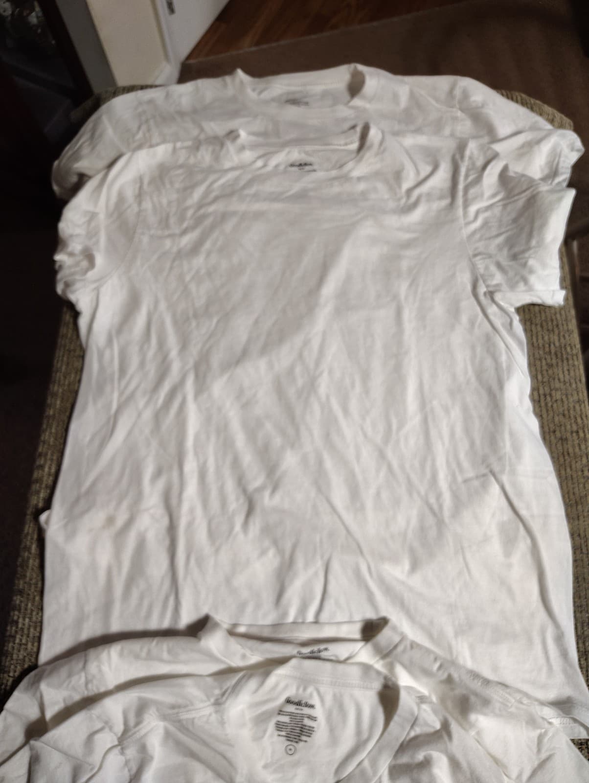 Goodfellow & Co Men's White Crew Neck Medium T-Shirt Short Sleeve 2 Pack - Thumbnail 6