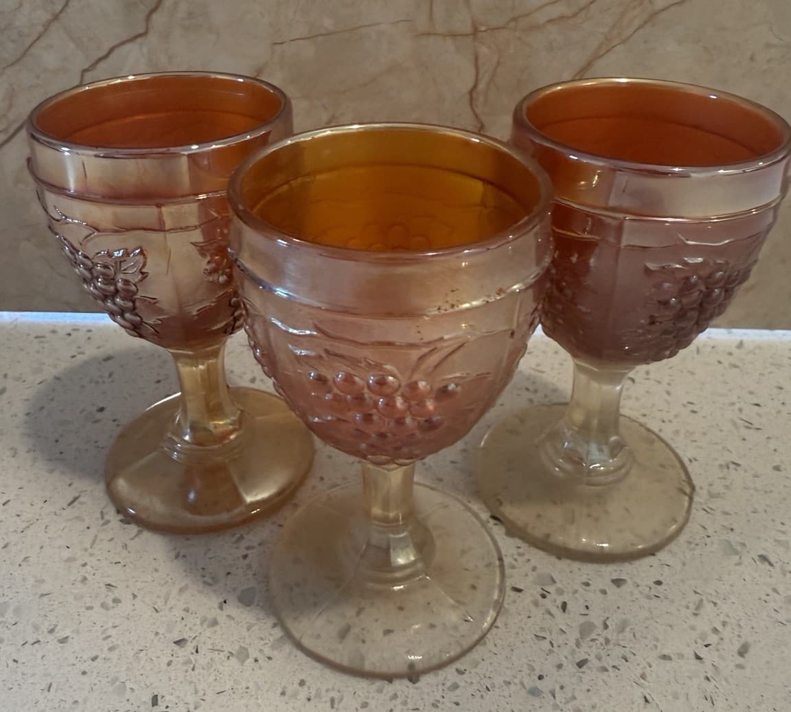 Vintage Carnival Grape Cordial Glasses - Set of 3