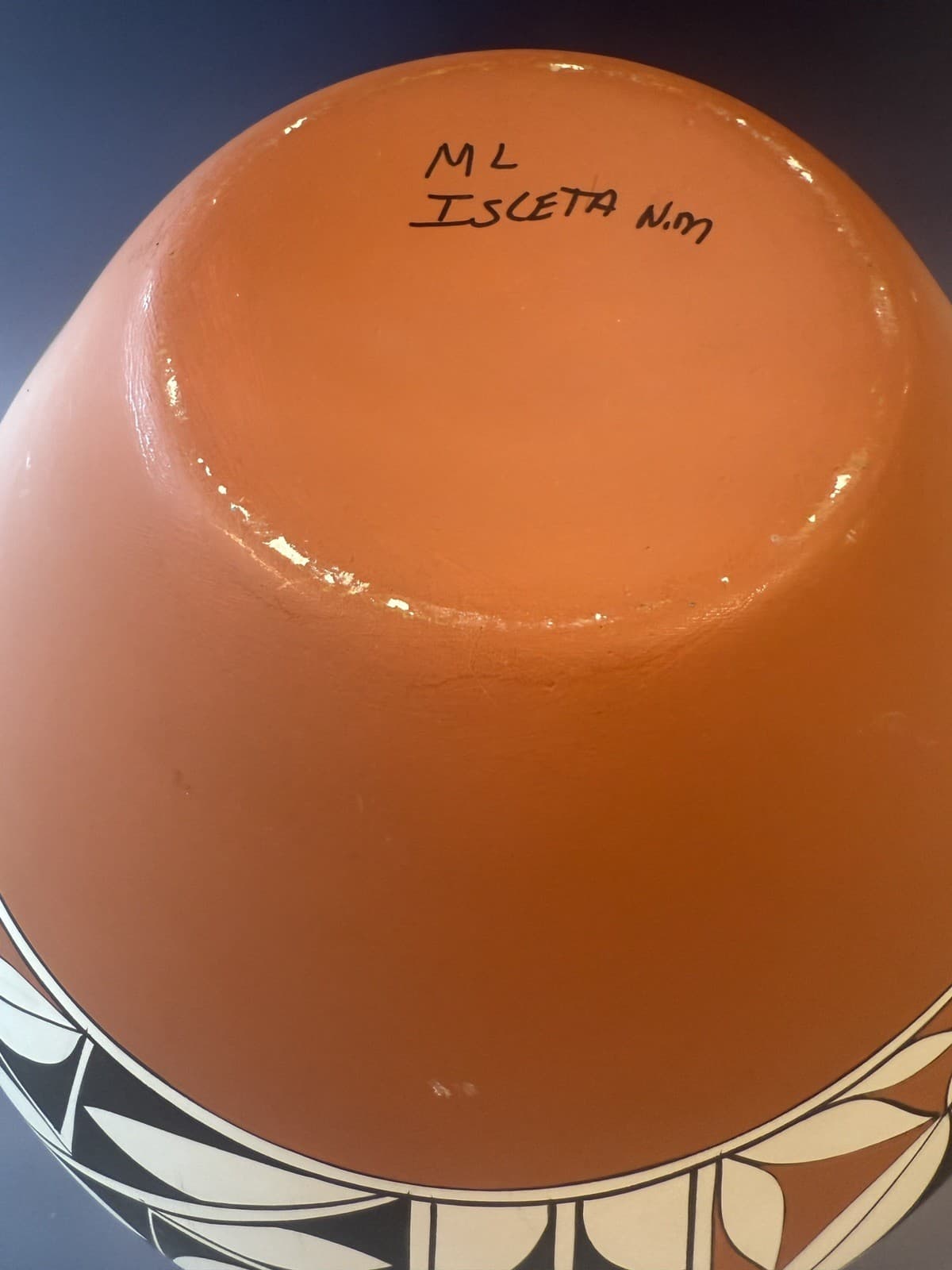Isleta Pueblo Pottery Vase Vintage Native American, Signed ML - Thumbnail 2