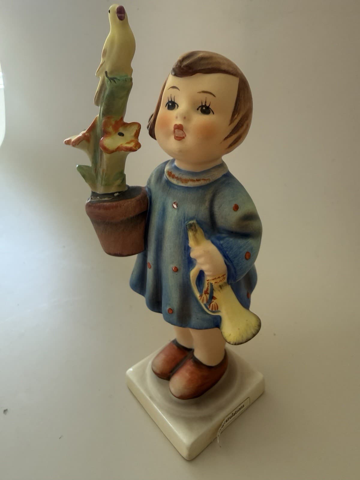 Goebel Hummel "Congratulations" Ceramic Figurine - Thumbnail 2