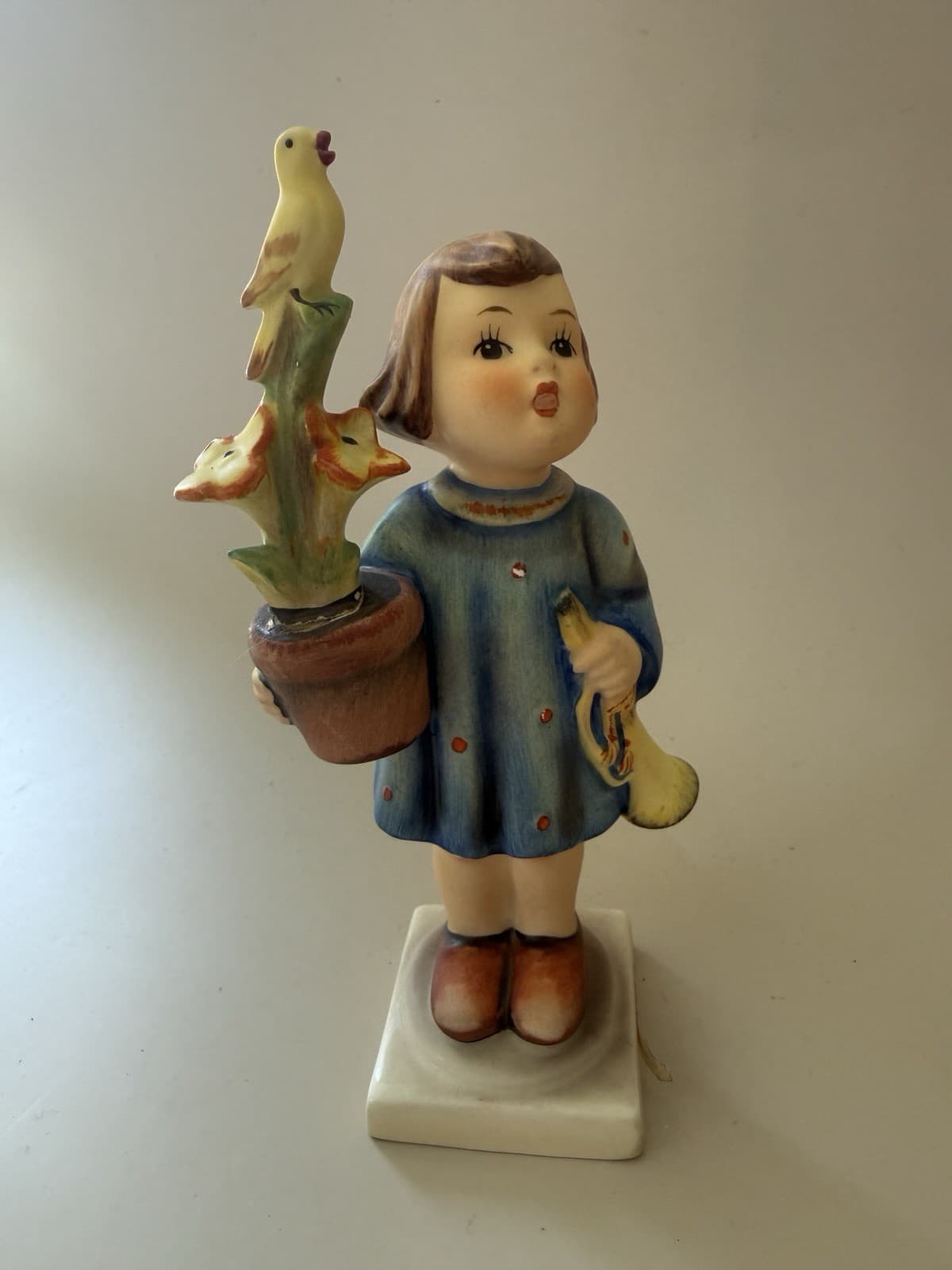 Goebel Hummel "Congratulations" Ceramic Figurine