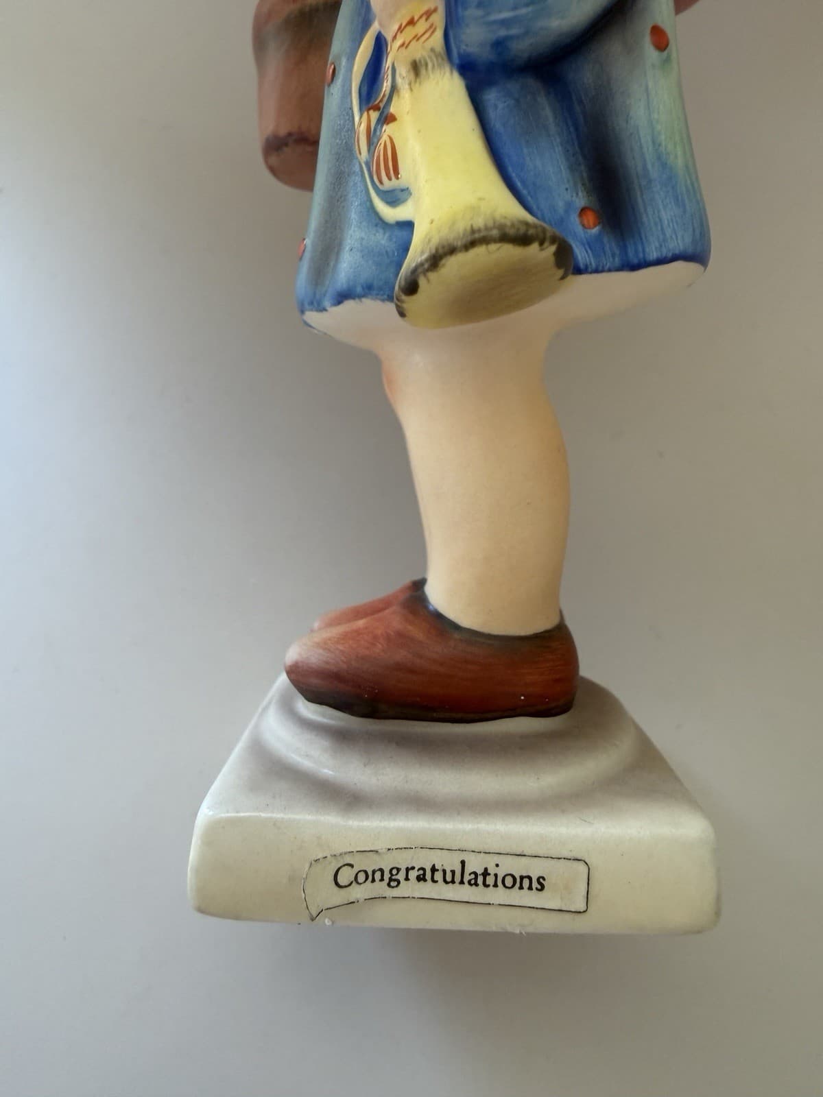 Goebel Hummel "Congratulations" Ceramic Figurine - Thumbnail 11
