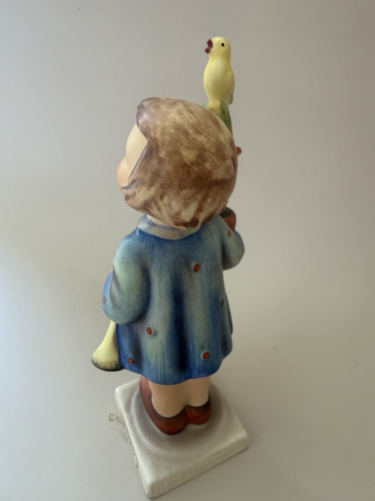 Goebel Hummel "Congratulations" Ceramic Figurine - Thumbnail 6