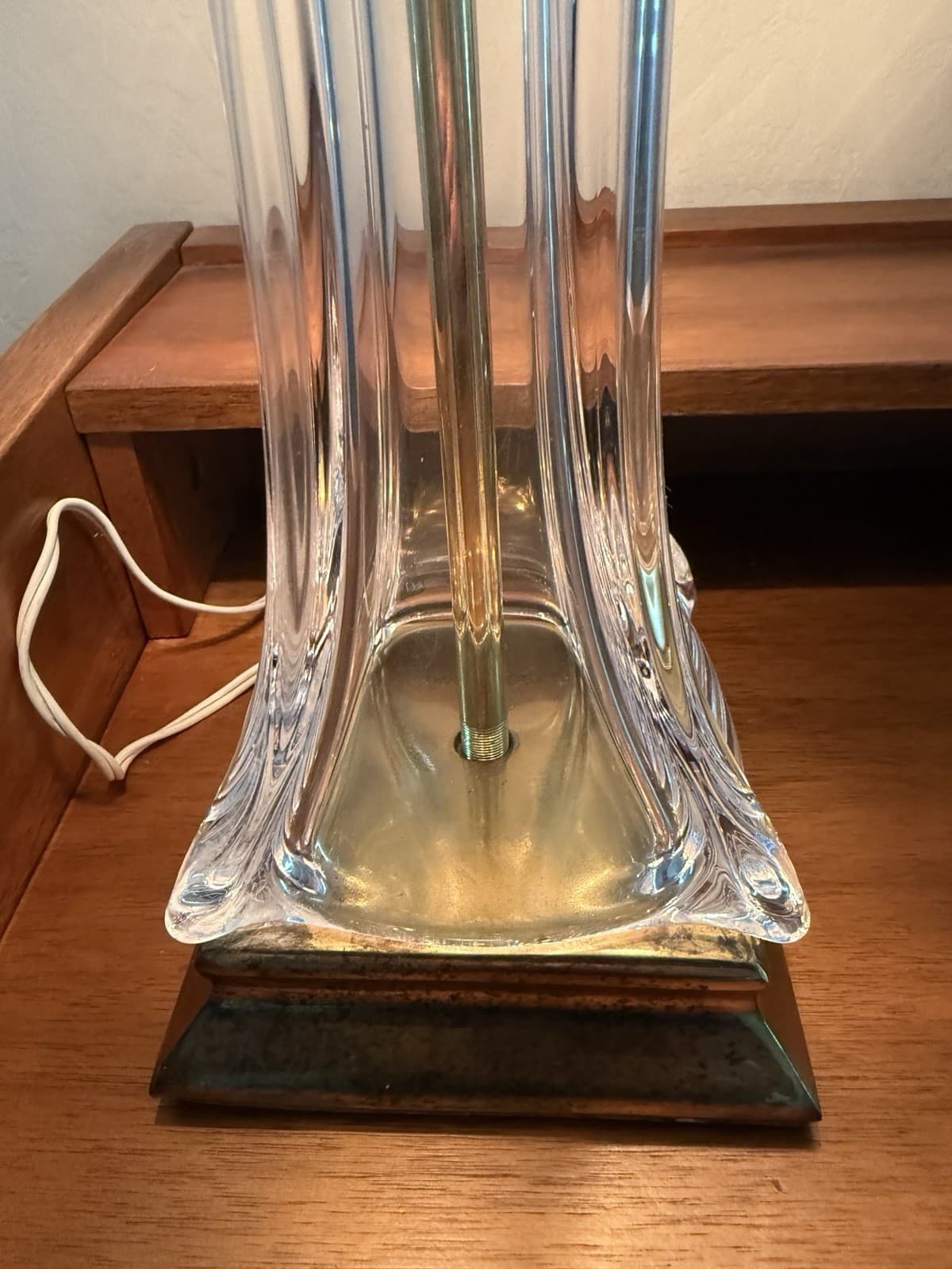 Vintage Cofrac Art Verrier Crystal Brass Table Lamp - Thumbnail 3