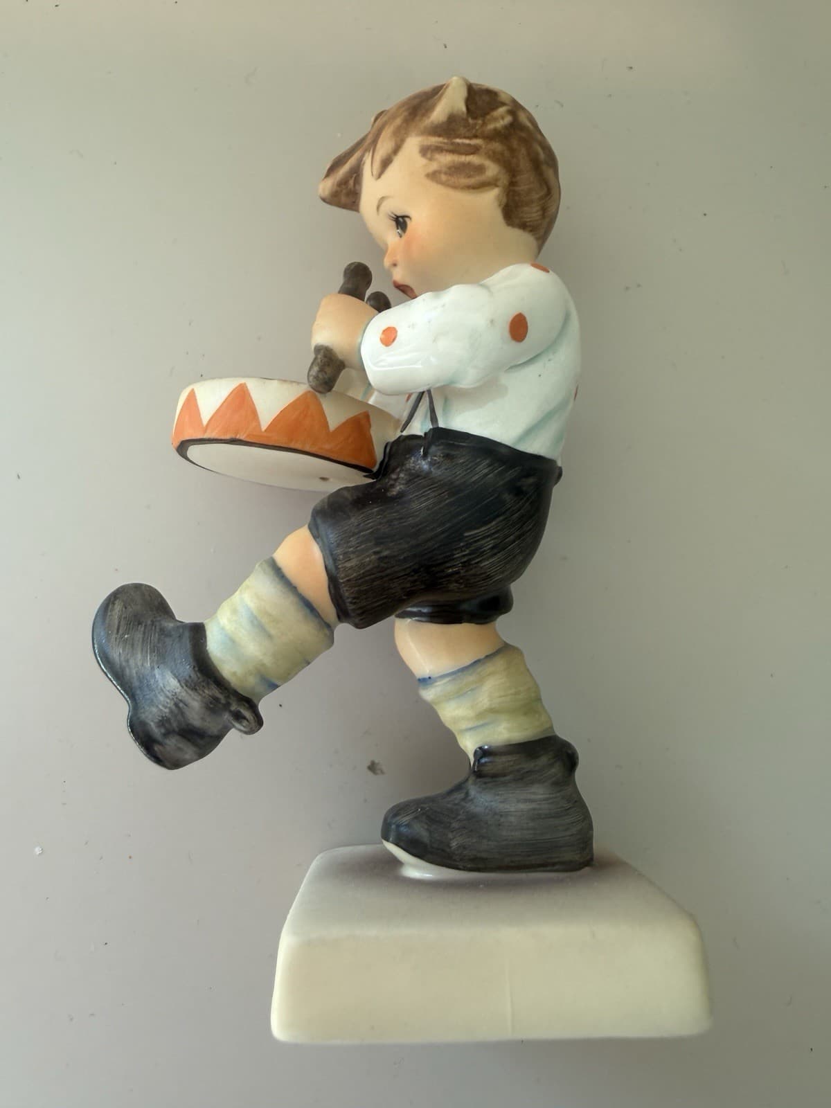 Goebel Hummel "Little Drummer" Porcelain Figurine of a Boy with a Drum - Thumbnail 9