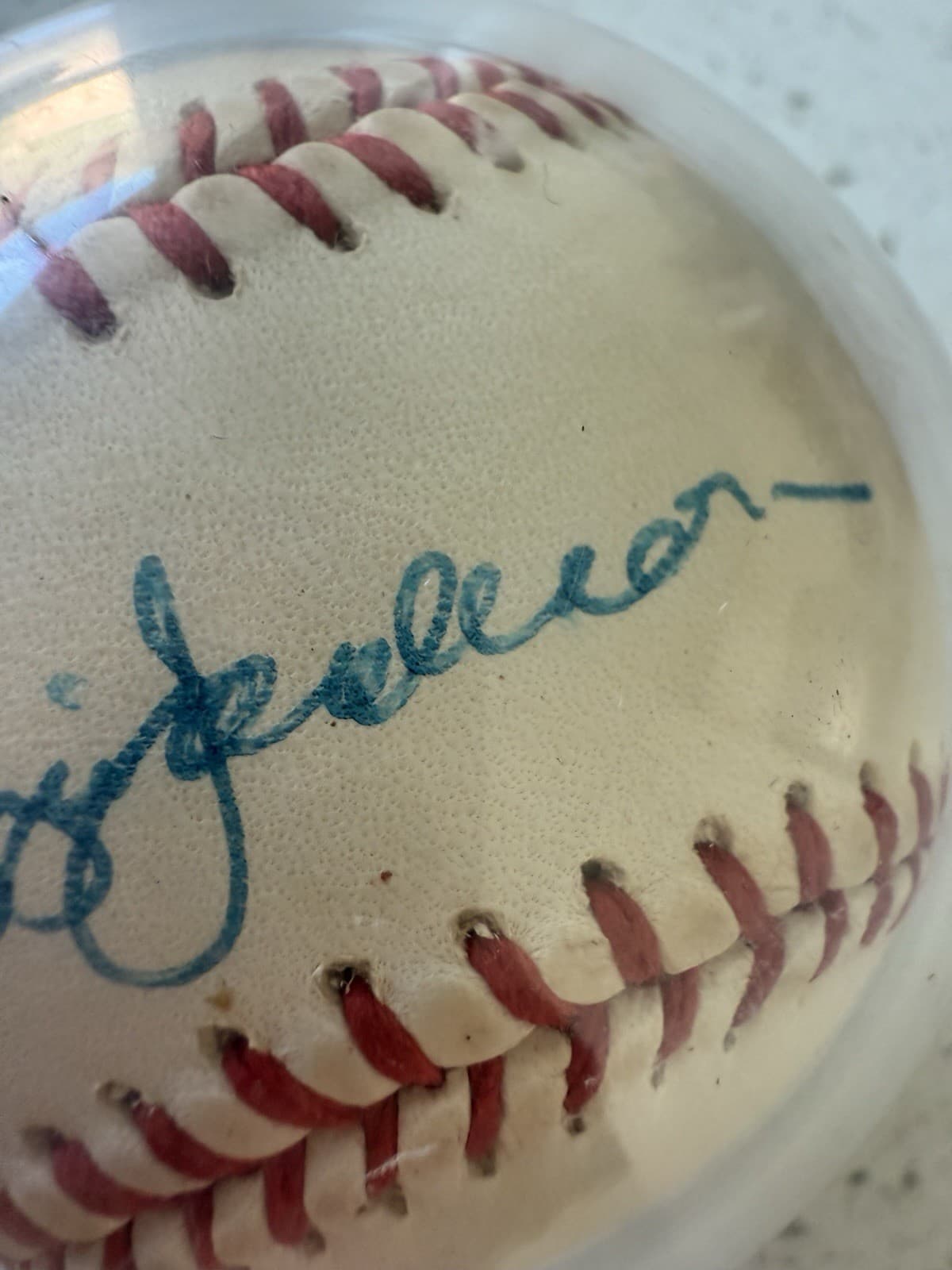 Reggie Jackson Autographed Baseball - Thumbnail 8