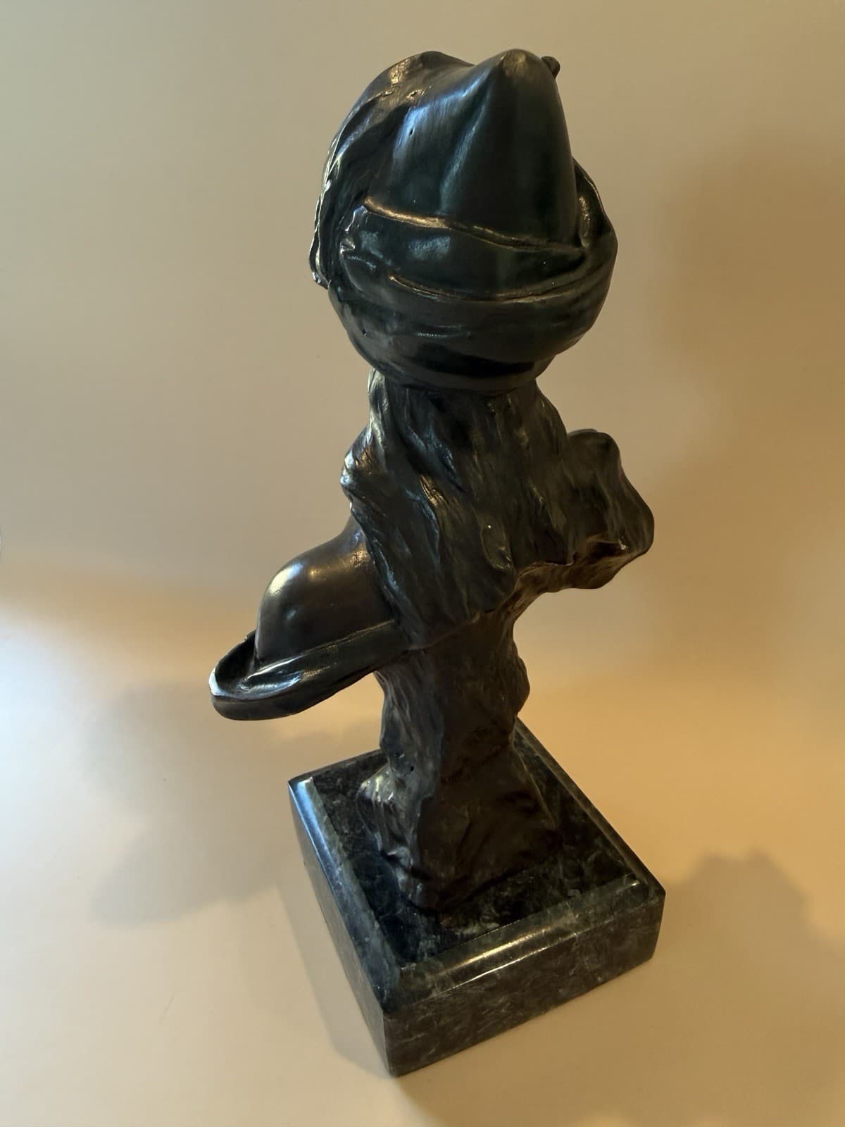 Vintage Bronze Bust Sculpture "Mlle et une Nuits" by Emmanuel Villanis - Thumbnail 7