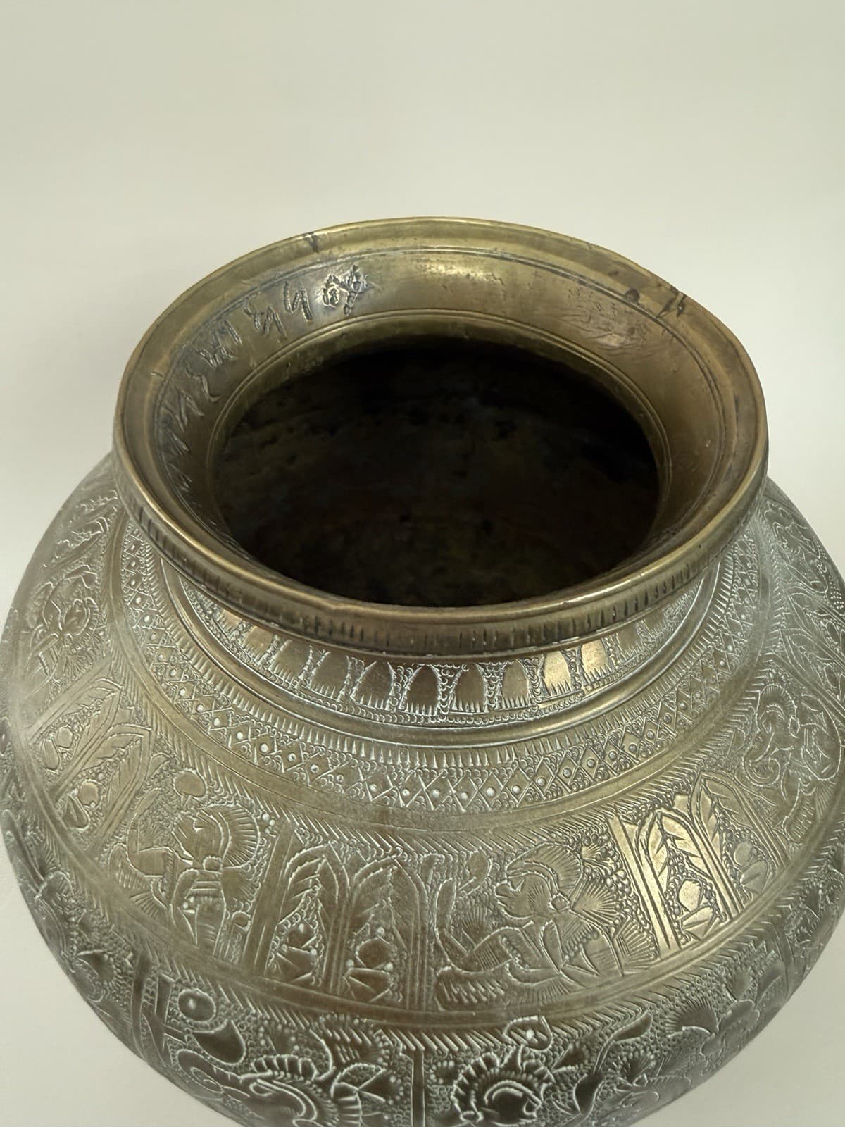 Vintage Hand Carved Indian Brass Lota Pot / Kalash - Thumbnail 6