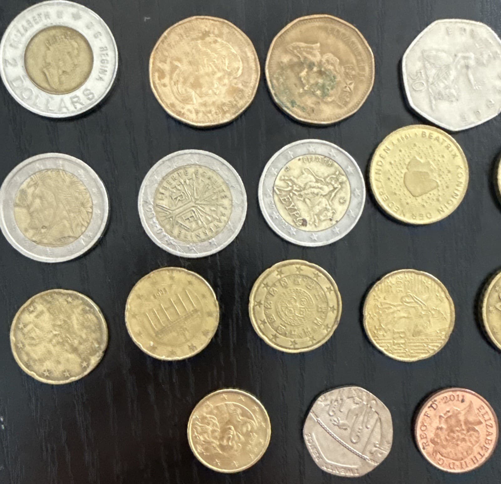 Miscellaneous European and Canadian Coins - Thumbnail 11