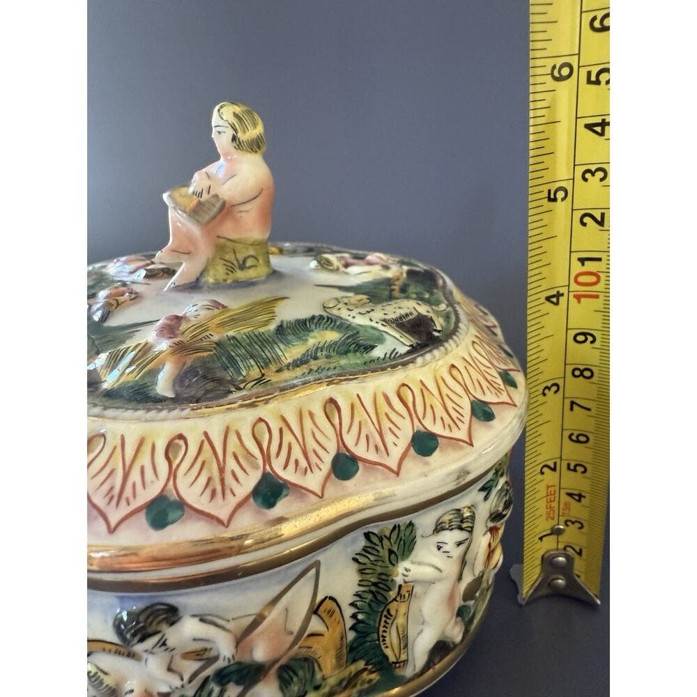 Vintage Italian Capodimonte Porcelain Lidded Box, Estate Find - Thumbnail 11