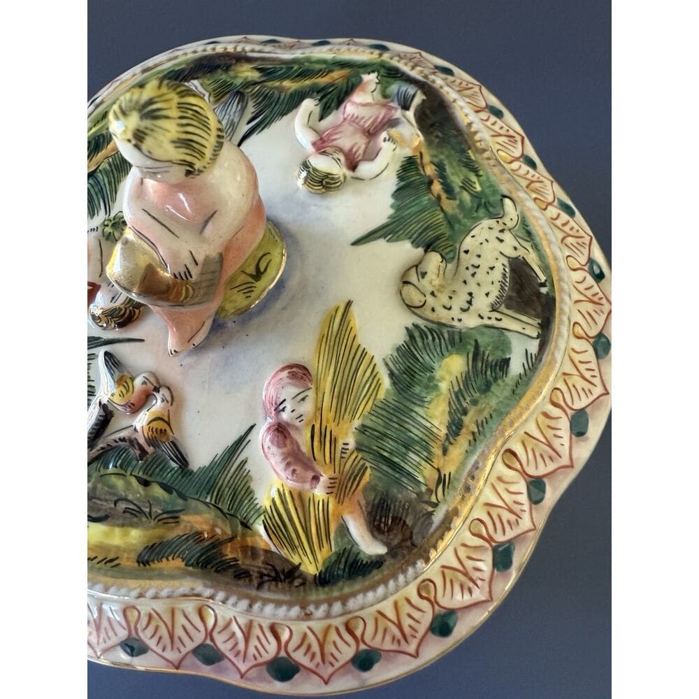 Vintage Italian Capodimonte Porcelain Lidded Box, Estate Find - Thumbnail 8