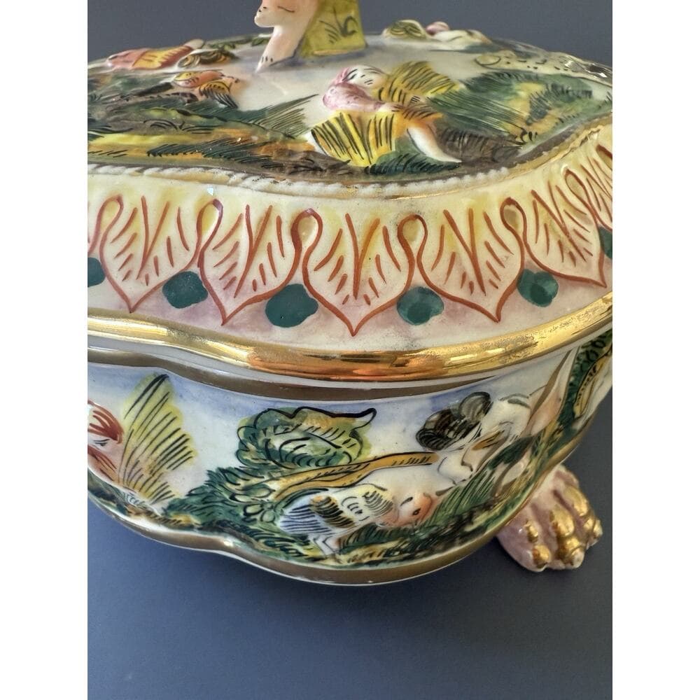 Vintage Italian Capodimonte Porcelain Lidded Box, Estate Find - Thumbnail 7