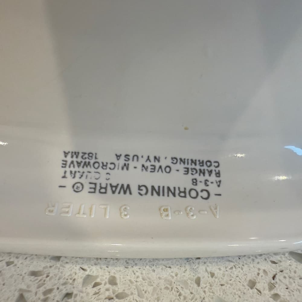 Vintage Corningware White Casserole Dish with Lid “L’echalote La Marjolaine” - Thumbnail 5