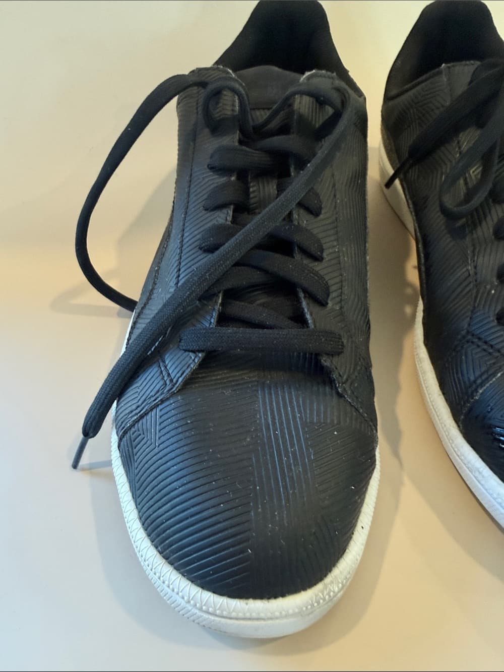 Puma Men's Black Textured Low-Top Sneakers with White Sole - Thumbnail 4