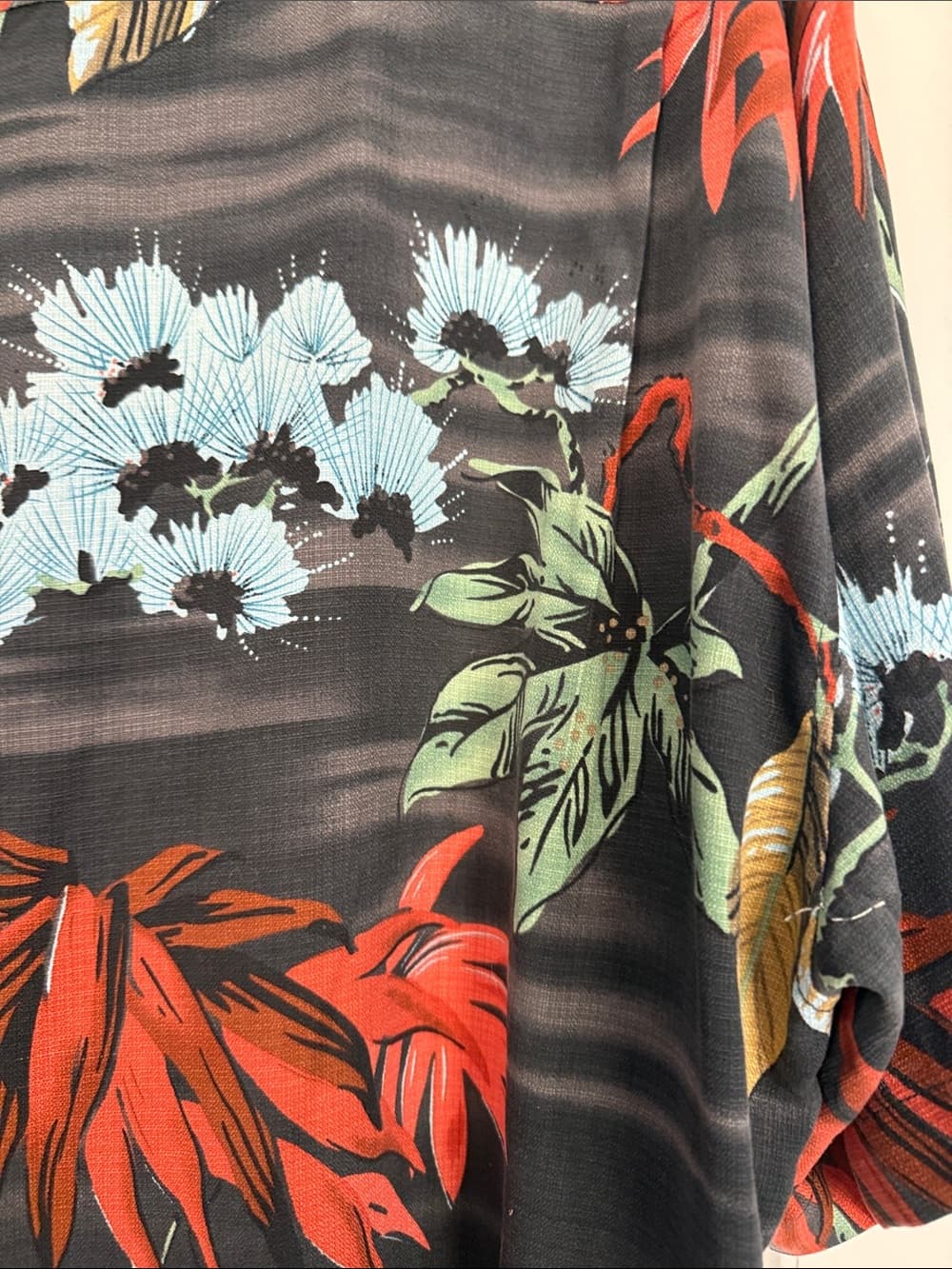 Men's Tommy Bahama Black Tropical Button-Up Shirt with Red & Blue Florals XL - Thumbnail 9