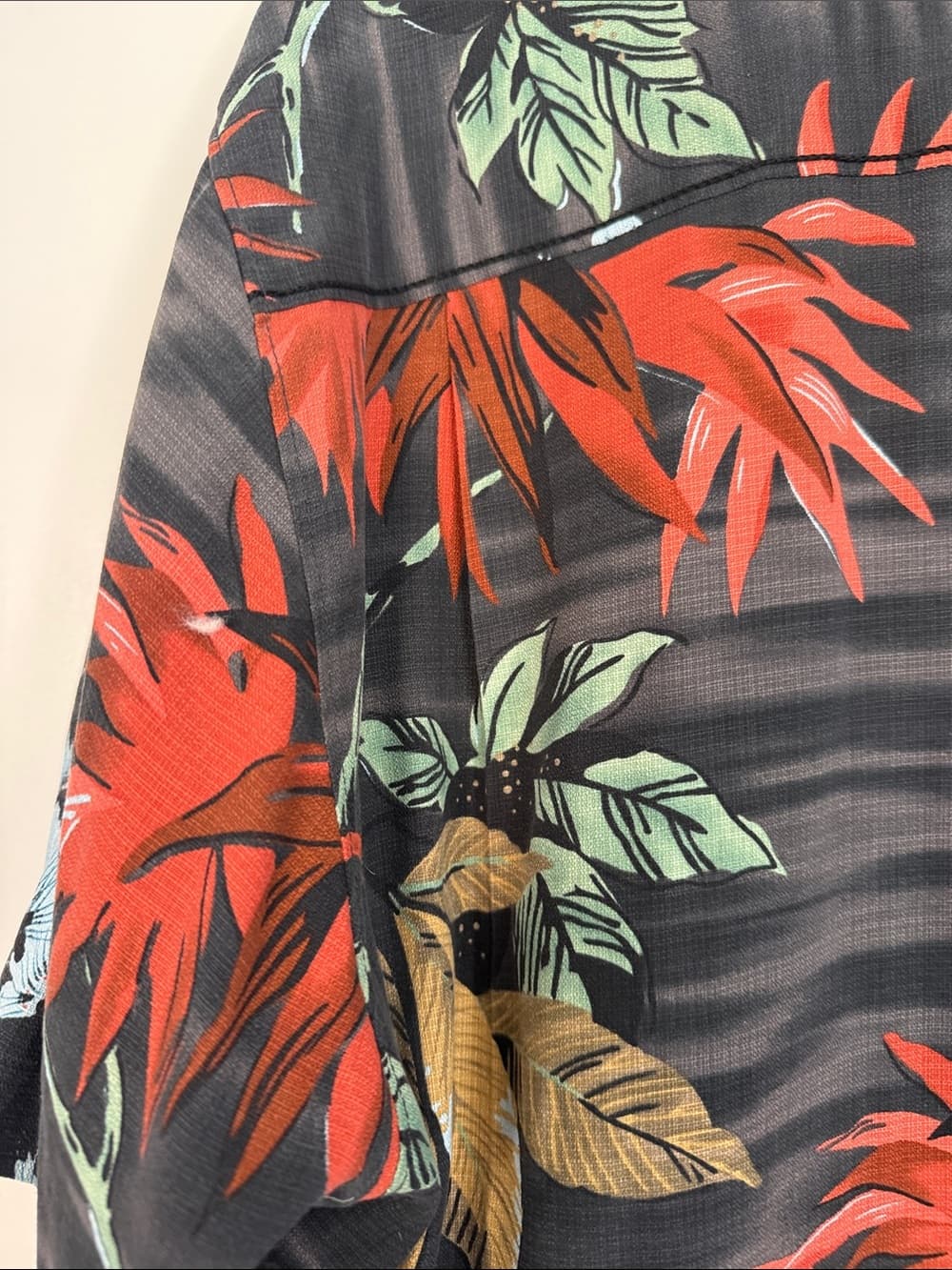 Men's Tommy Bahama Black Tropical Button-Up Shirt with Red & Blue Florals XL - Thumbnail 10