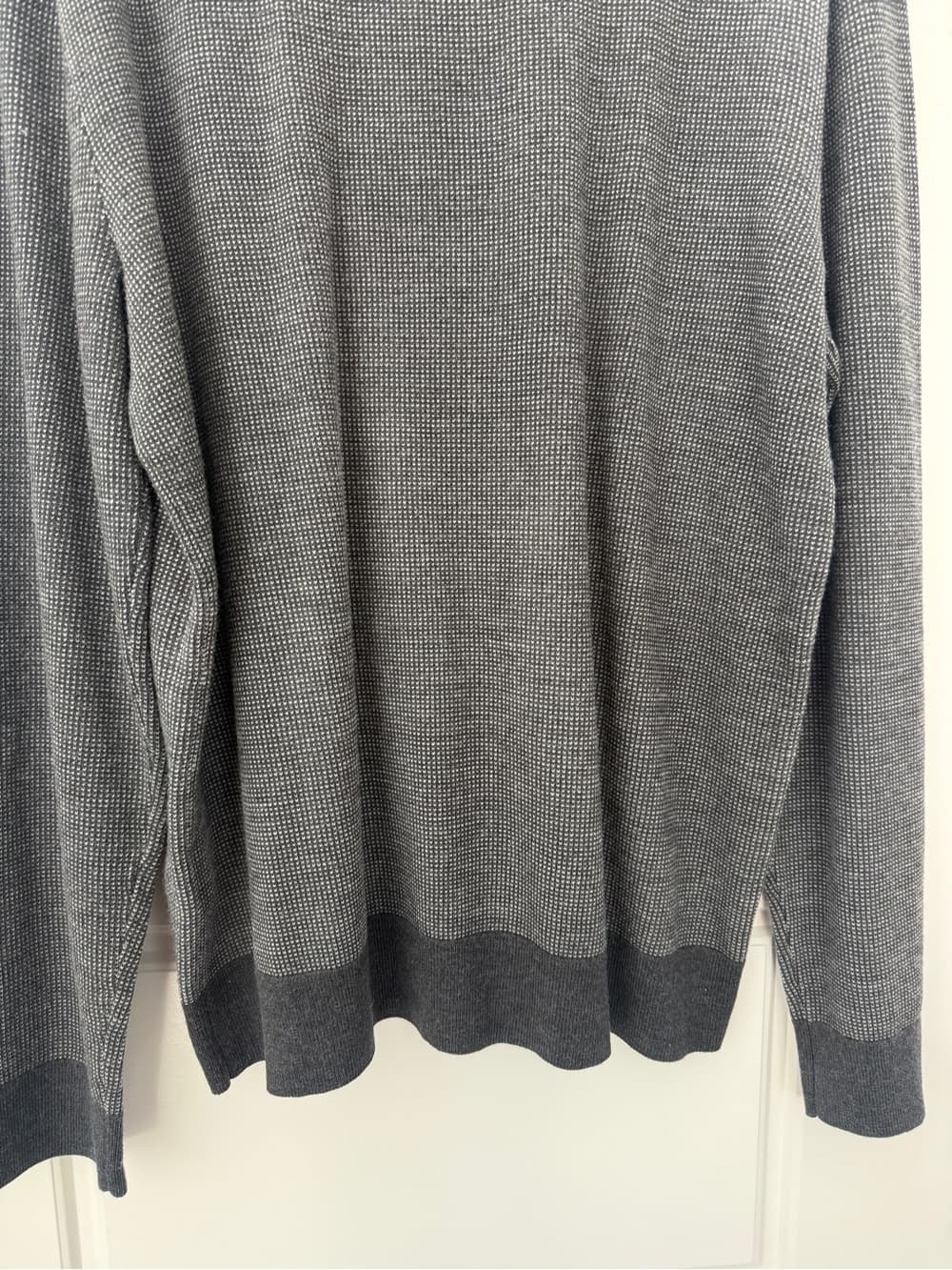 Banana Republic Men's Gray Textured Crewneck Merino Wool Sweater - Thumbnail 9