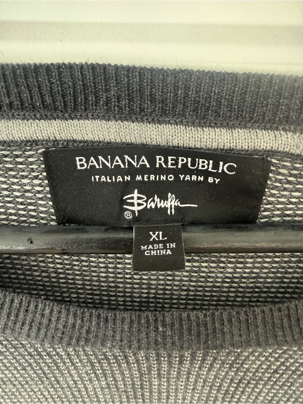 Banana Republic Men's Gray Textured Crewneck Merino Wool Sweater - Thumbnail 4