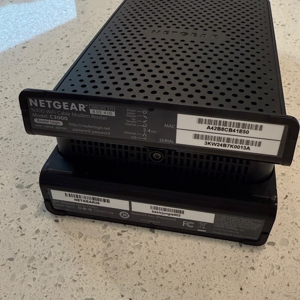 Netgear Black Networking Router - Thumbnail 4