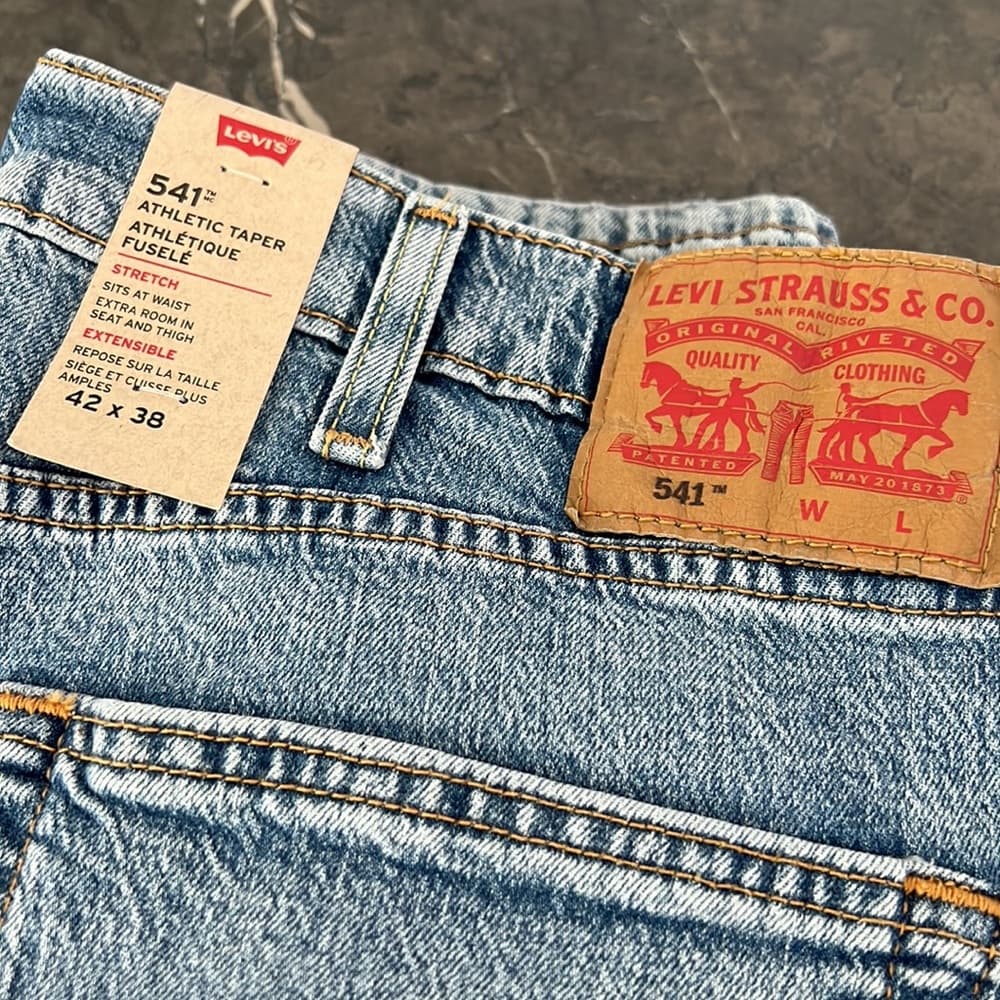 Levi's Men's 541 Big and Tall Athletic Fit Jeans - Thumbnail 2