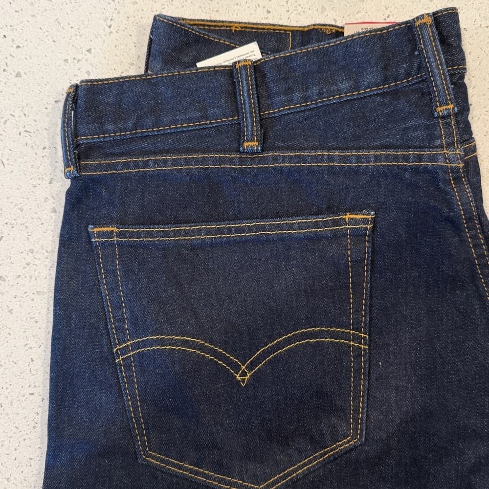 Levi's Men's Classic Indigo Straight Jeans - Thumbnail 3