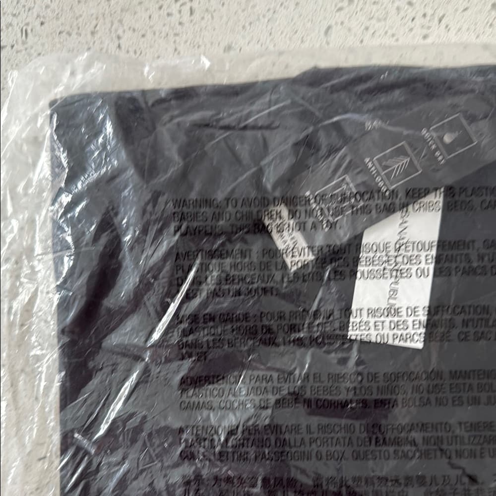 Banana Republic Luxe Touch Performance Long Sleeve T-shirt - Thumbnail 2