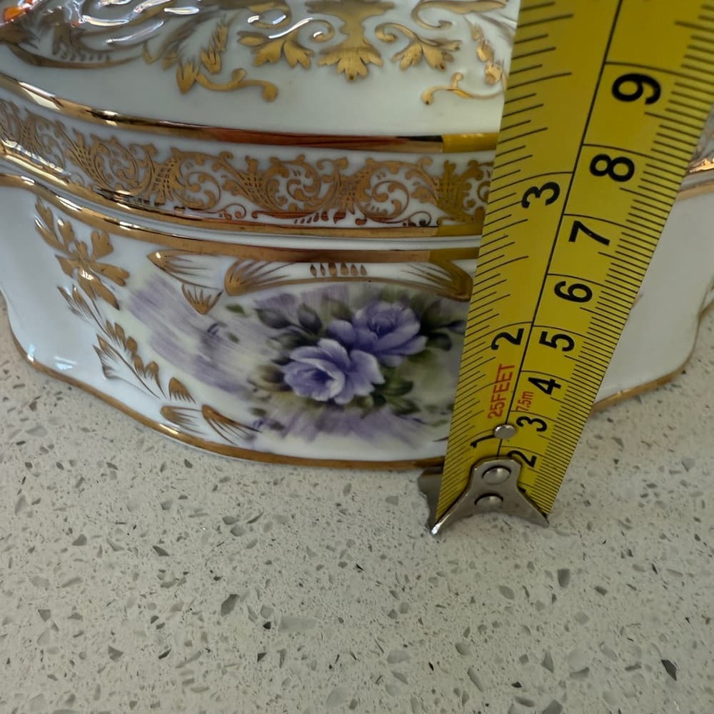 Porcelain Jewelry Box with Purple Roses and Gold Trim - Thumbnail 12