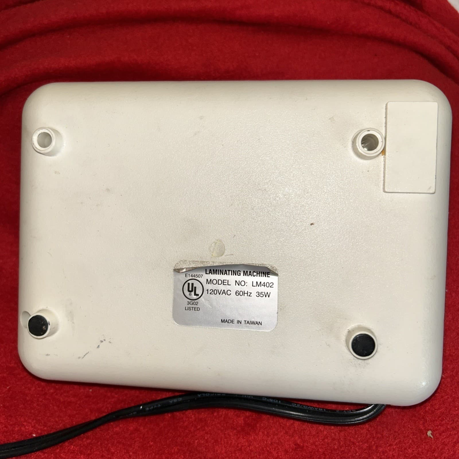 PRE OWNED Aurora Desktop Laminator LM402 - Thumbnail 3
