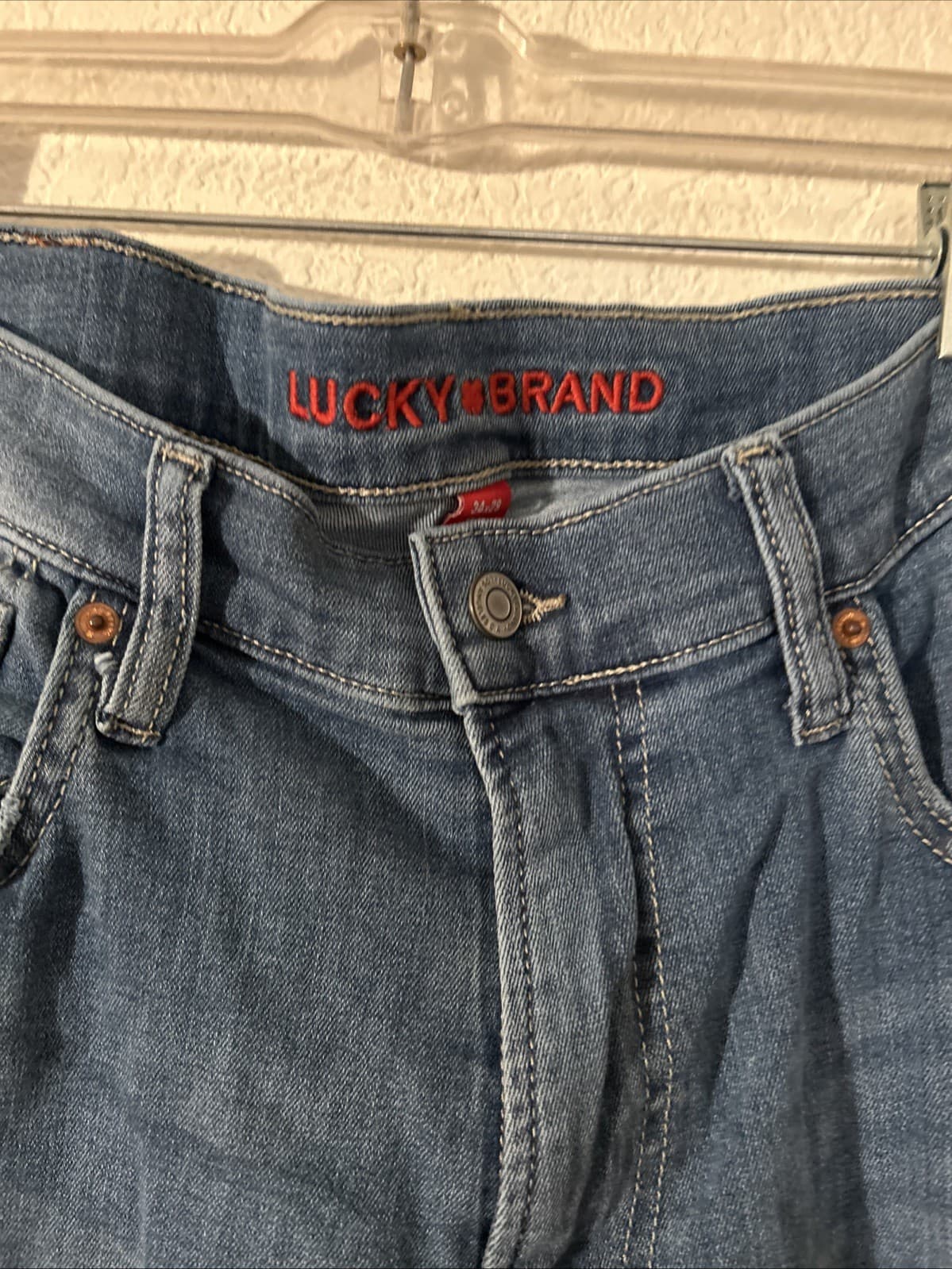 Lucky Brand Men’s Jeans NWOT 34x24 - Thumbnail 2