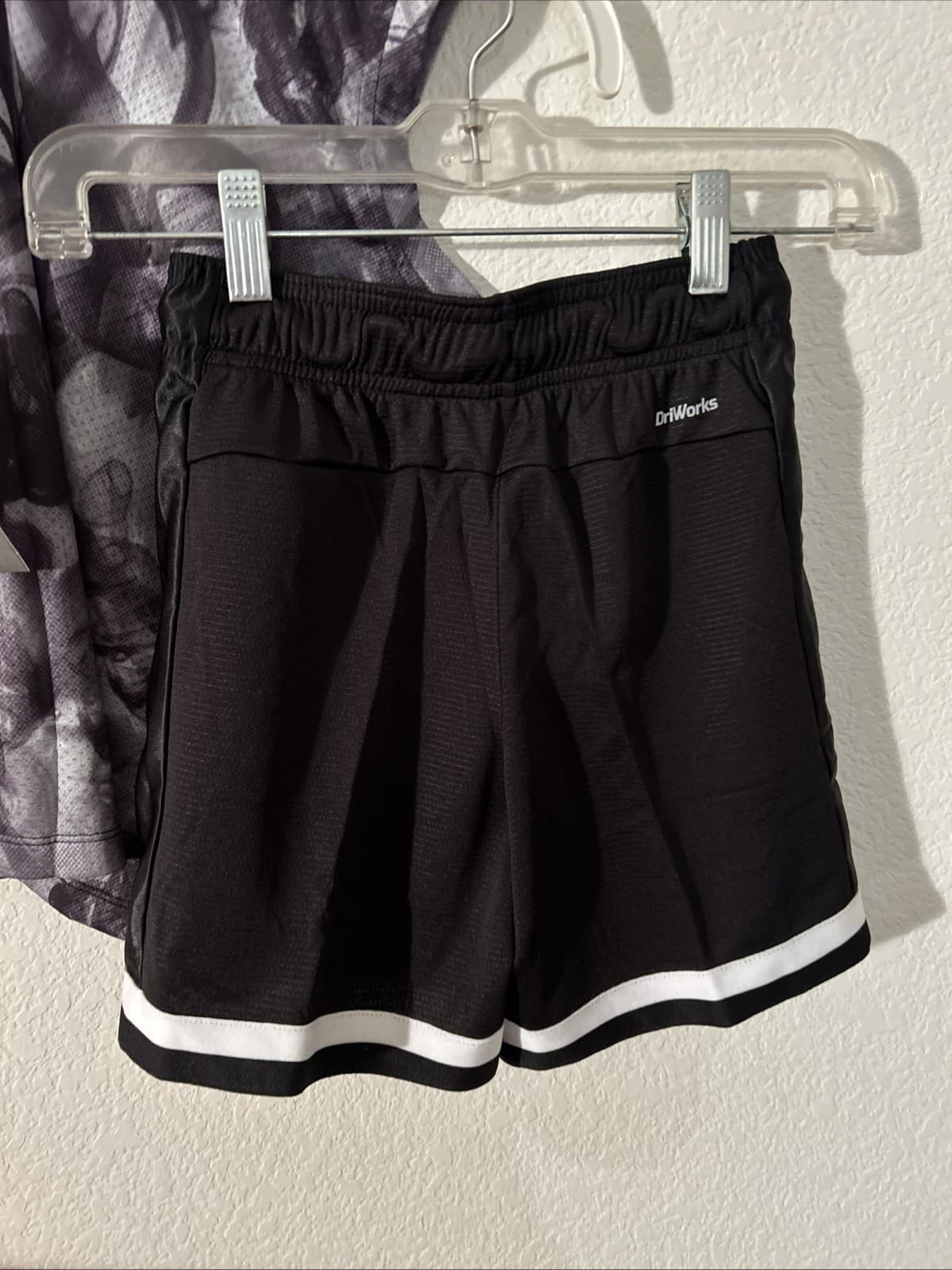 Boys Athletic Works Basketball Short Set Small (6-7) Black NWT - Thumbnail 4