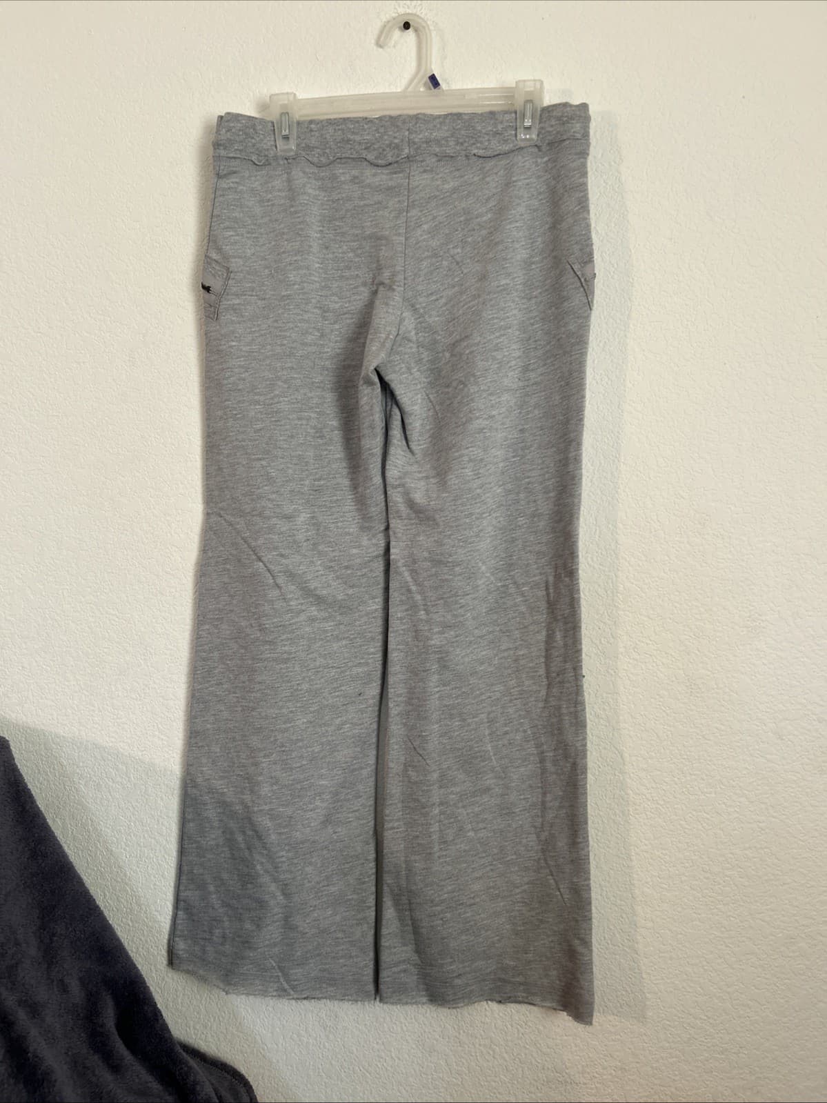 Girls Juniors Medium No Boundaries Gray Wide Leg Sweats NWOT - Thumbnail 2