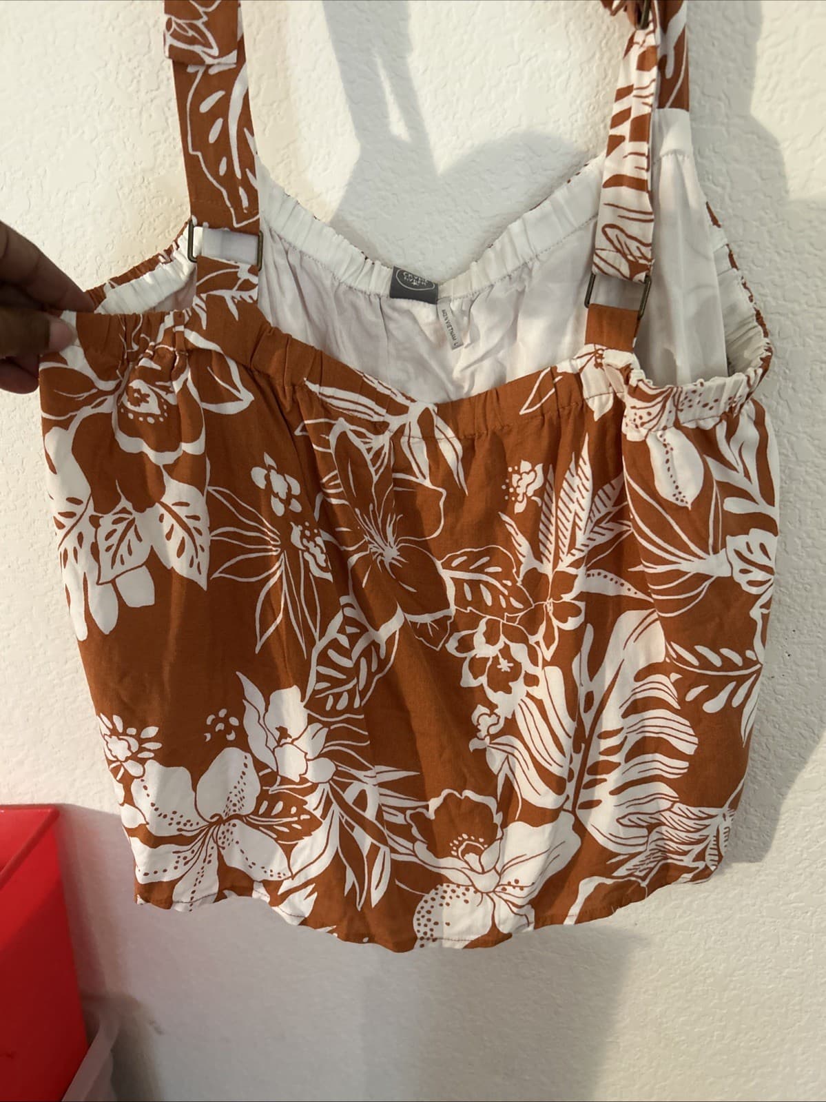 Women’s Large Top NWT - Thumbnail 4