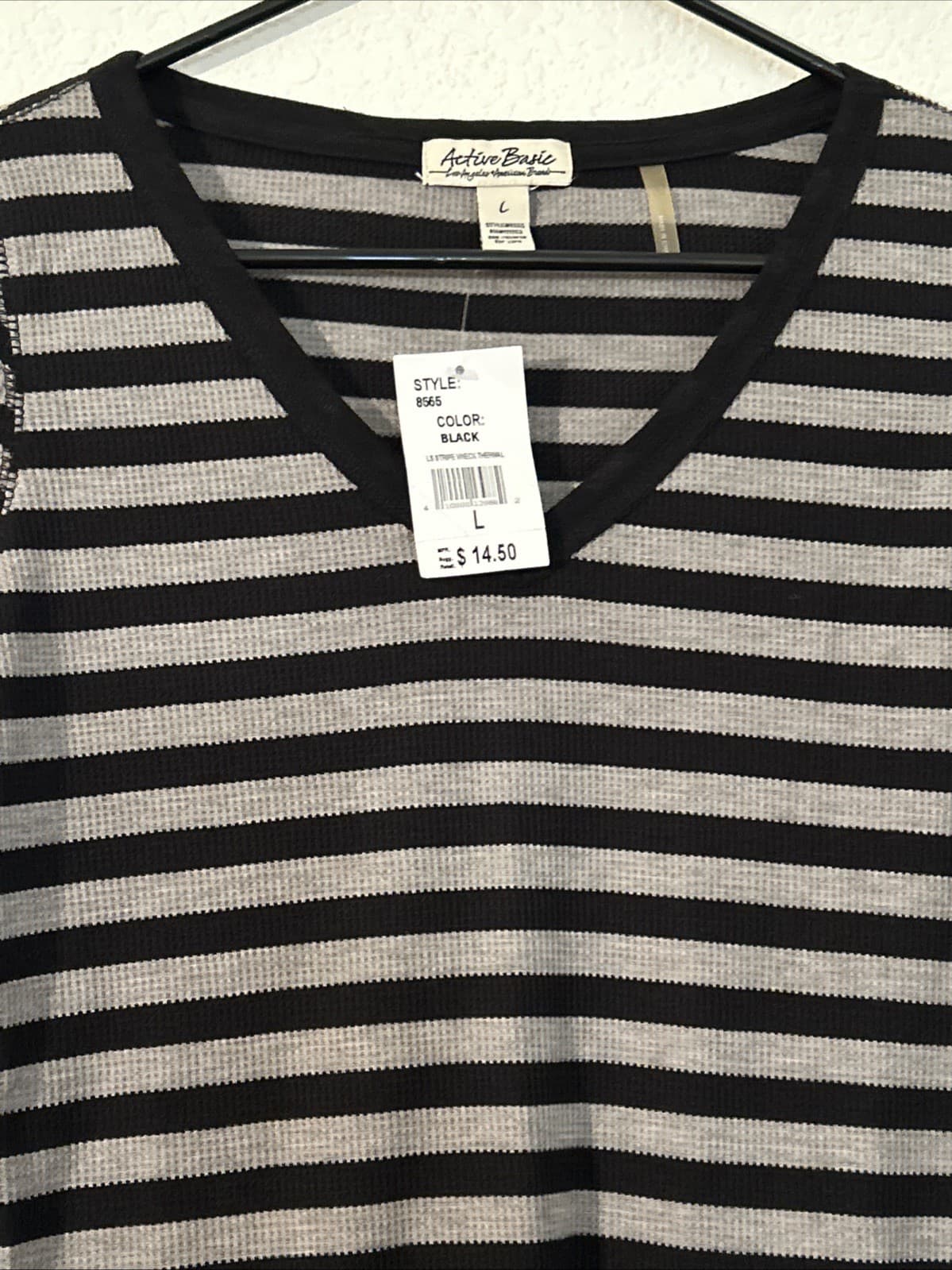 Women’s Large Top Black NWT - Thumbnail 2