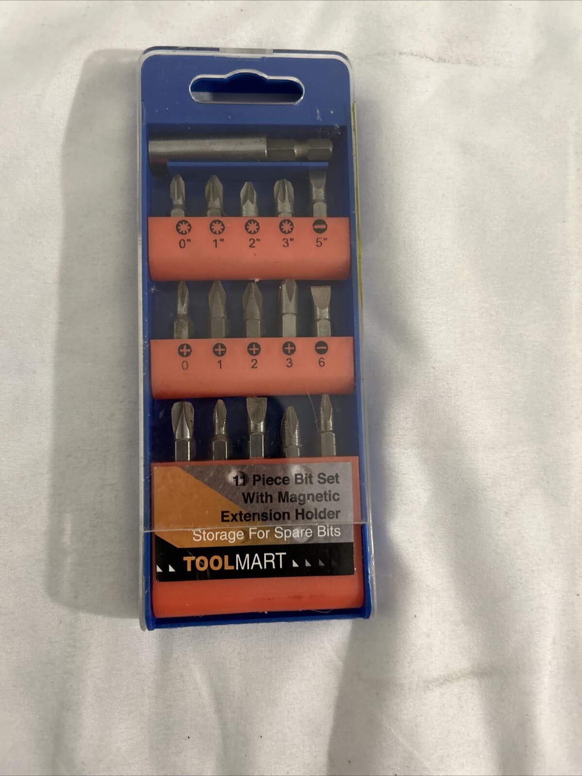 17 Piece. BIT SET WITH MAGNETIC EXTENSION ToolMart - Thumbnail 3