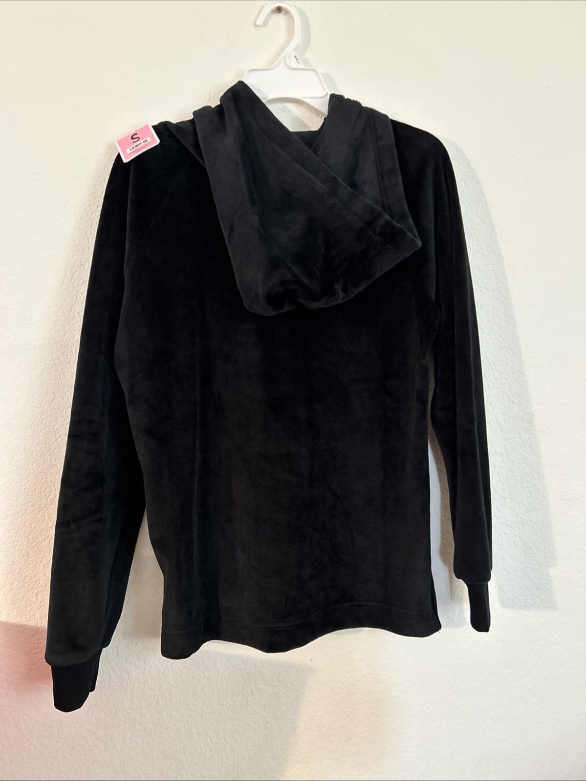 Member's Mark Women's Plush Hoodie Size S Black NWT - Thumbnail 2
