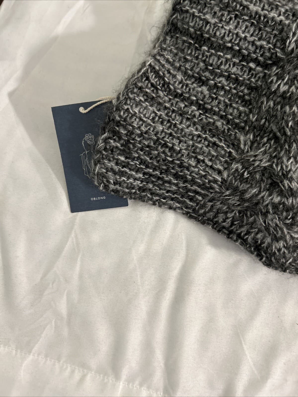 New With Tags Universal Thread Women's Wool Oblong Winter Scarf Gray One Size - Thumbnail 2