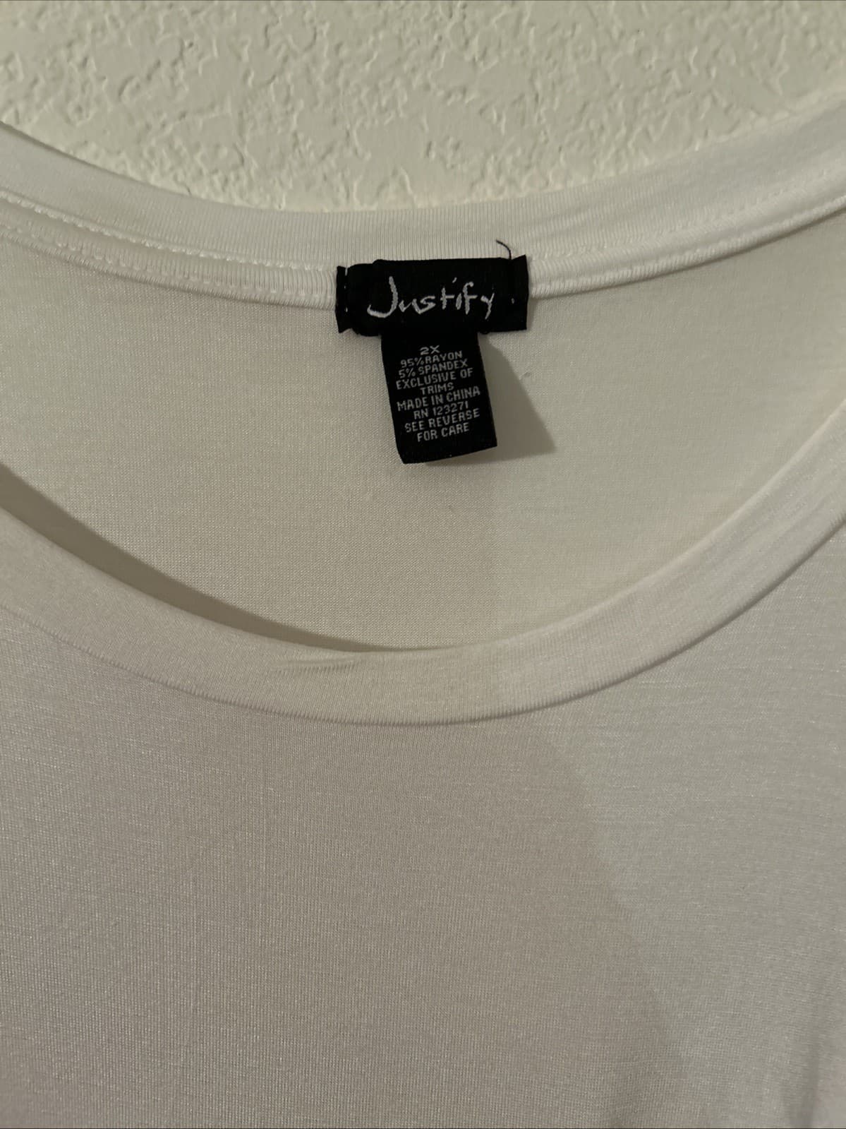 Women’s Justify White 2X Top New - Thumbnail 3