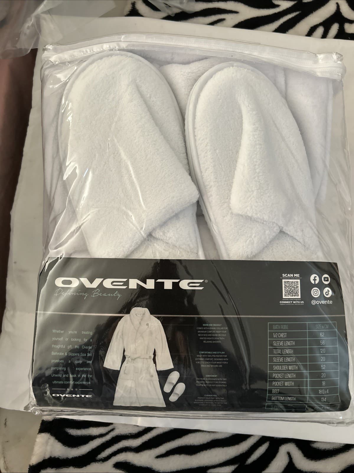 Ovente By Defining Beauty Spa Set Bath Robe & Slippers White One Size Fits Most - Thumbnail 3