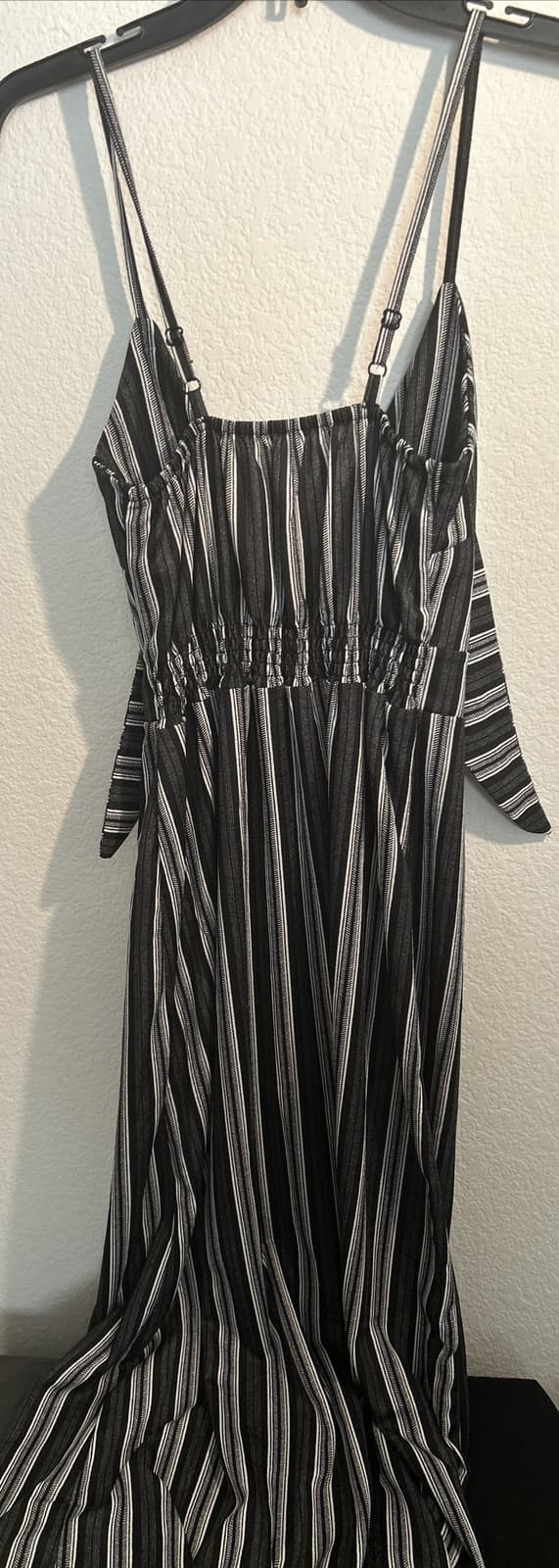 Women’s Black And White With A Split In Front Summer Dress Long S/M NWT - Thumbnail 2