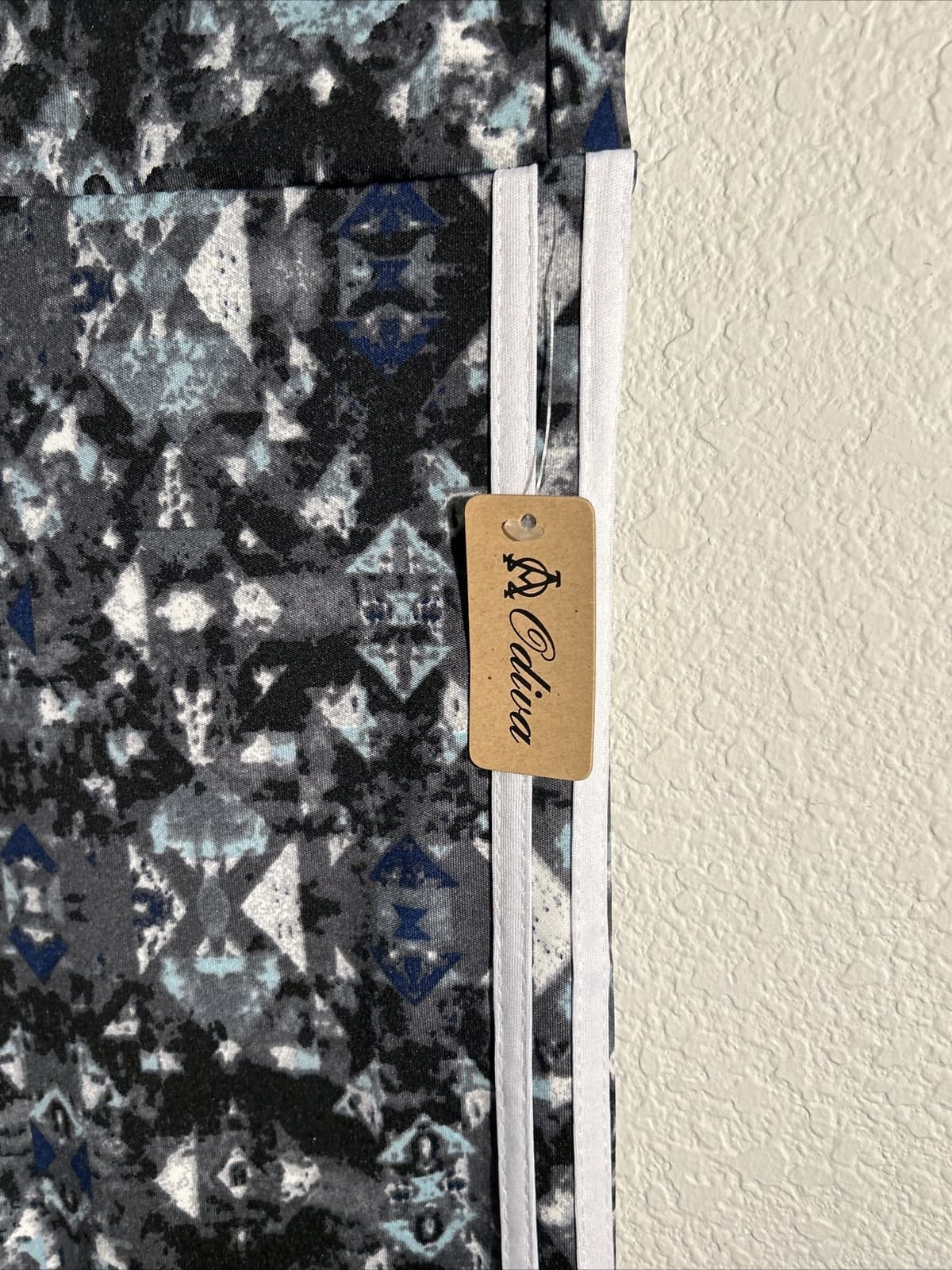 Women’s Odiva One Size Grey Multi color Leggings NWT Women’s Regular - Thumbnail 3